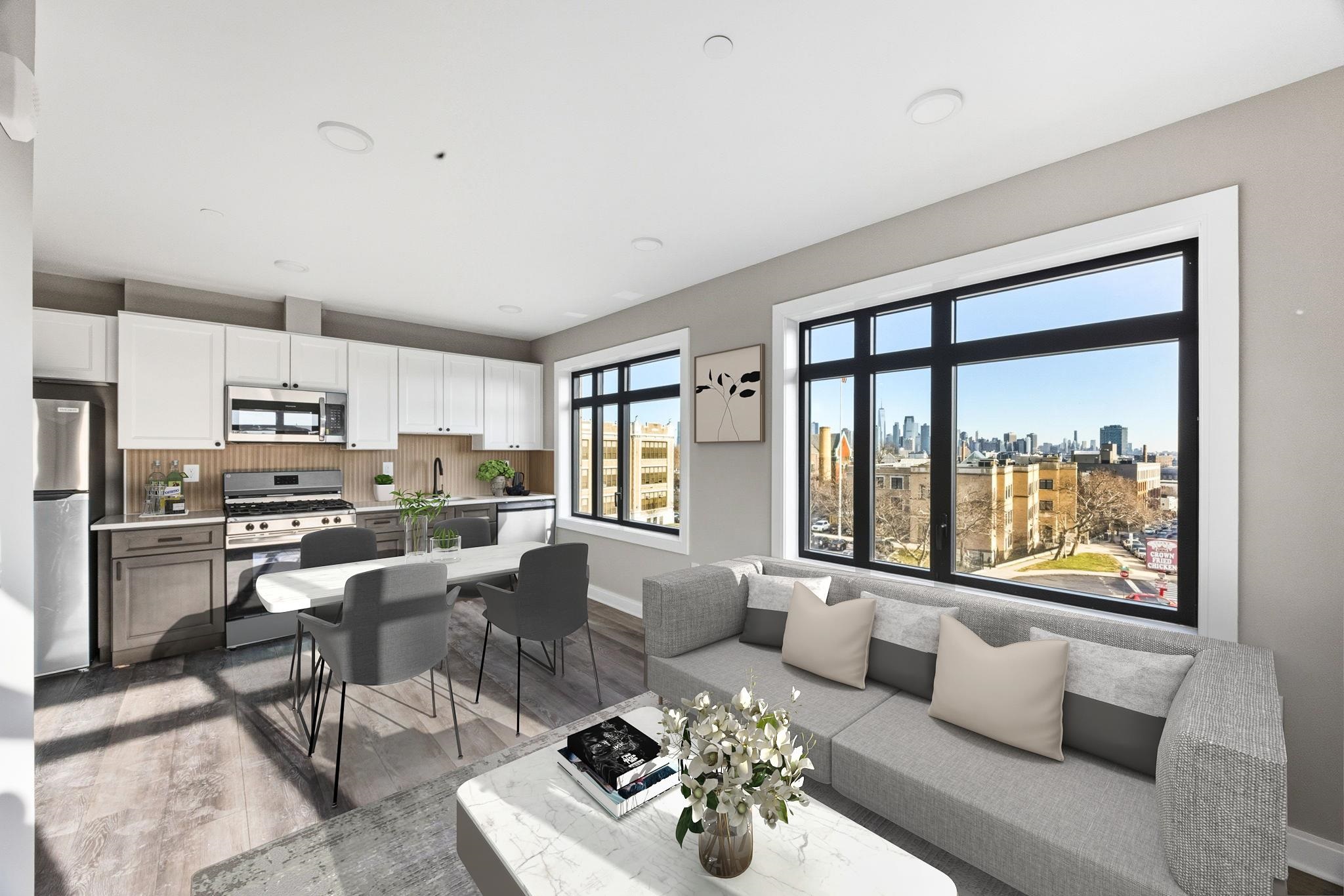 558 COMMUNIPAW AVE Unit: 203