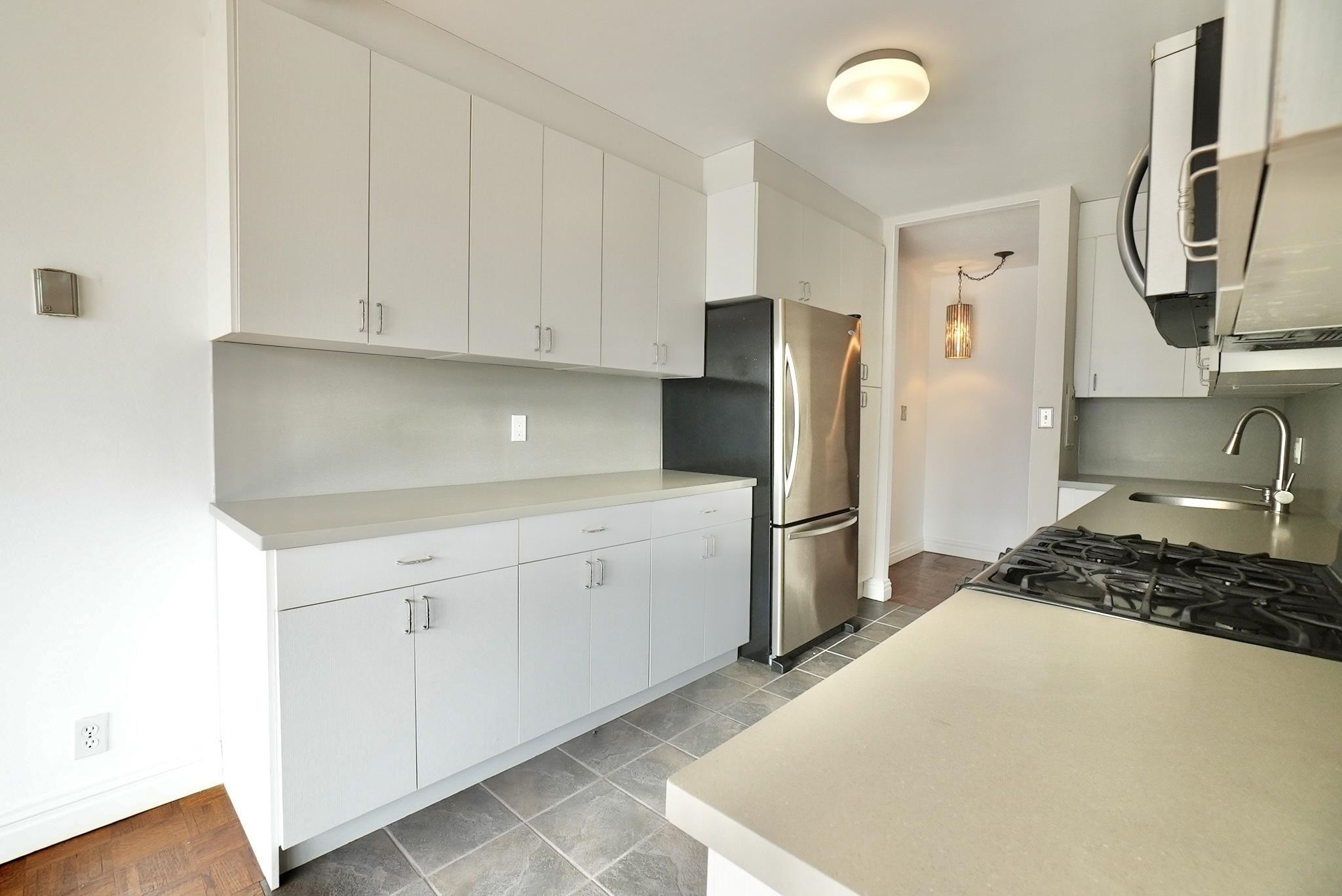 5 HORIZON RD Unit: 203