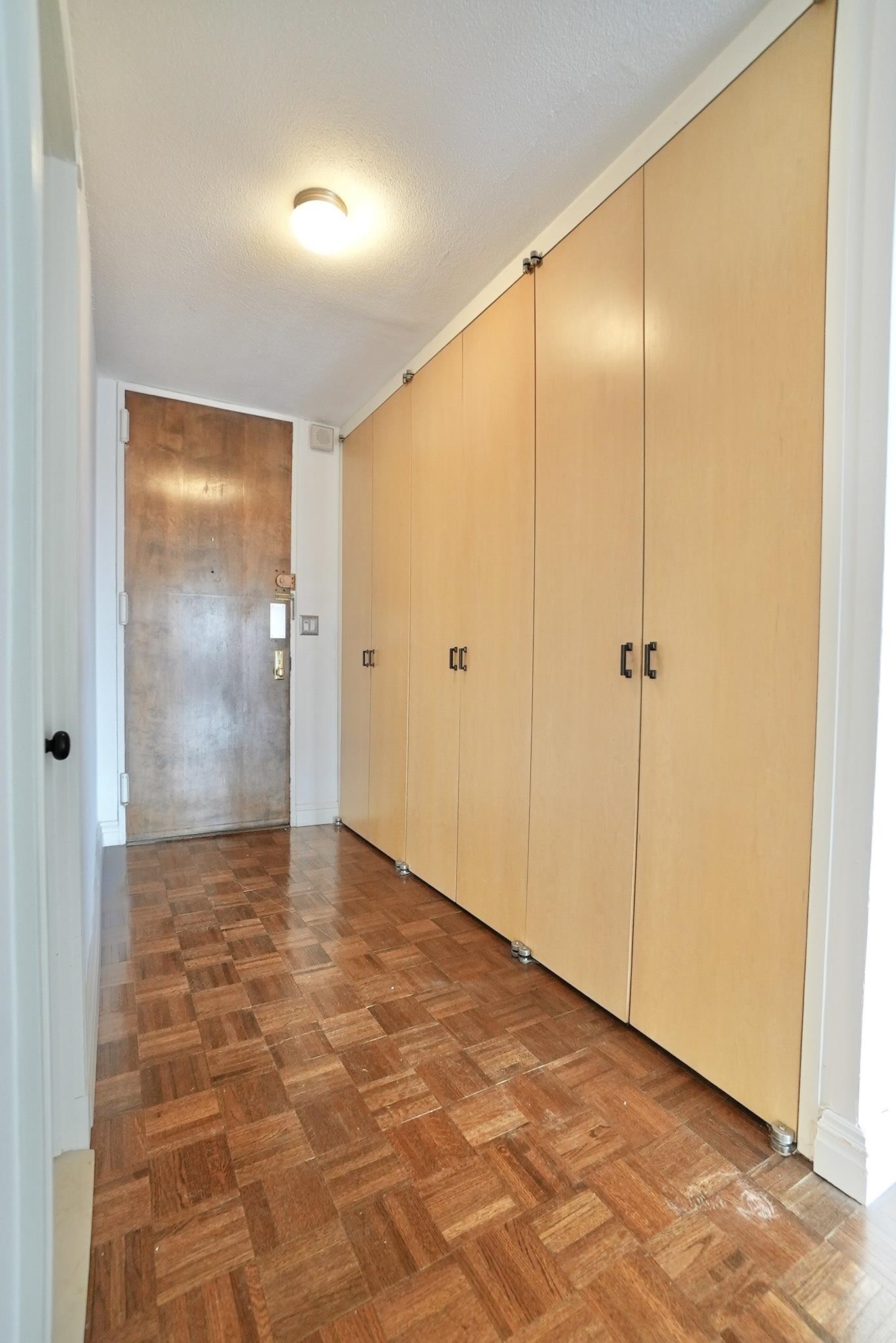 5 HORIZON RD Unit: 203