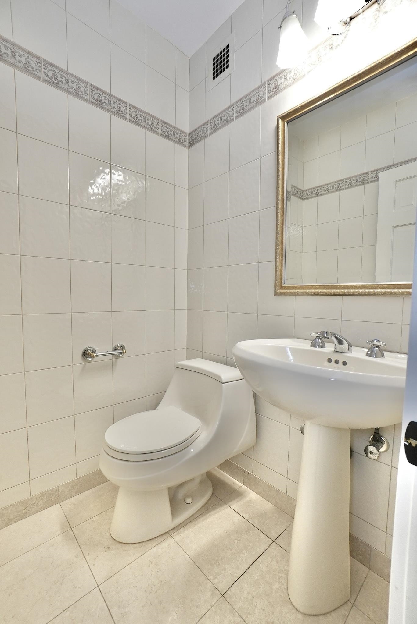 5 HORIZON RD Unit: 203