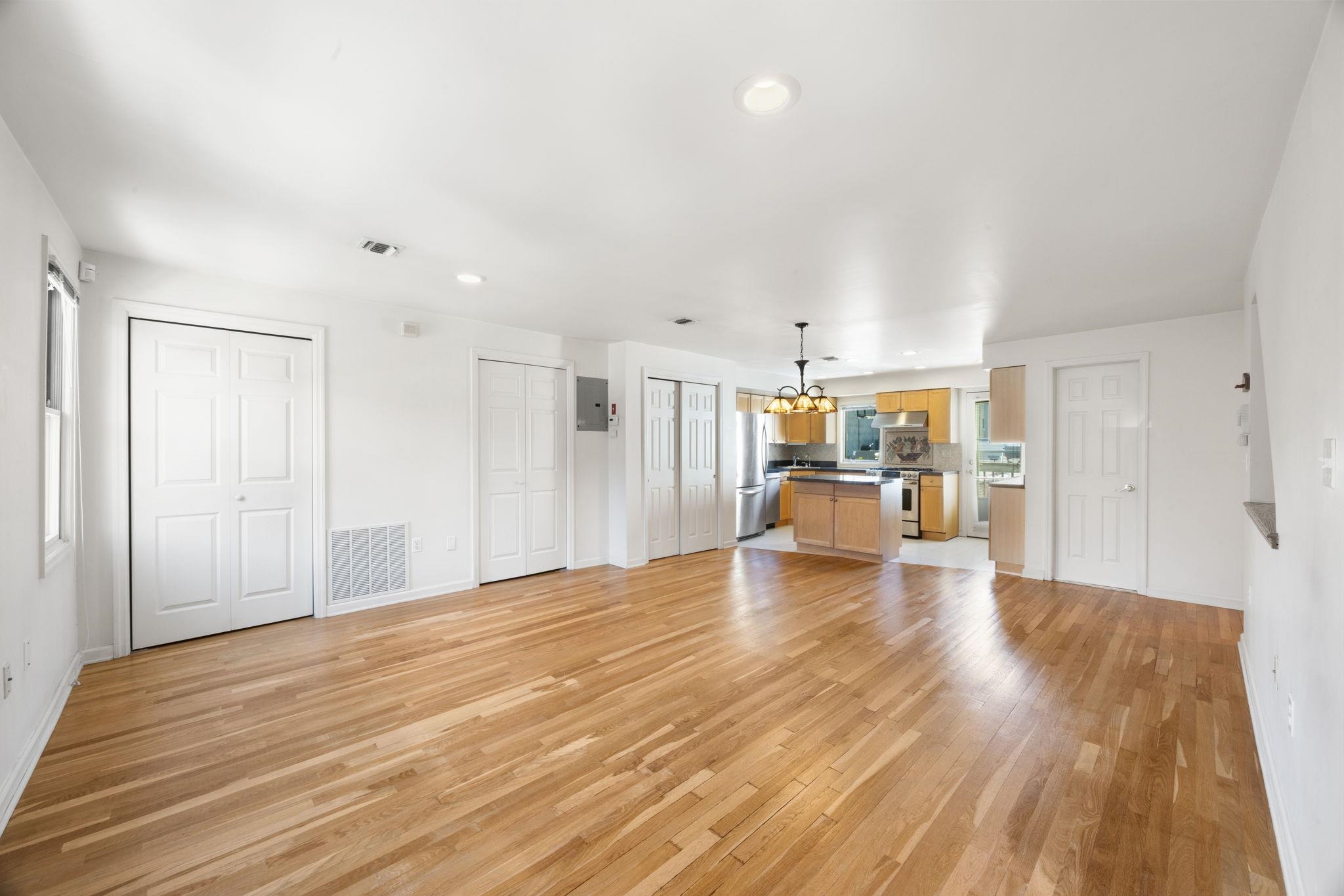 312 WASHINGTON ST Unit: 3