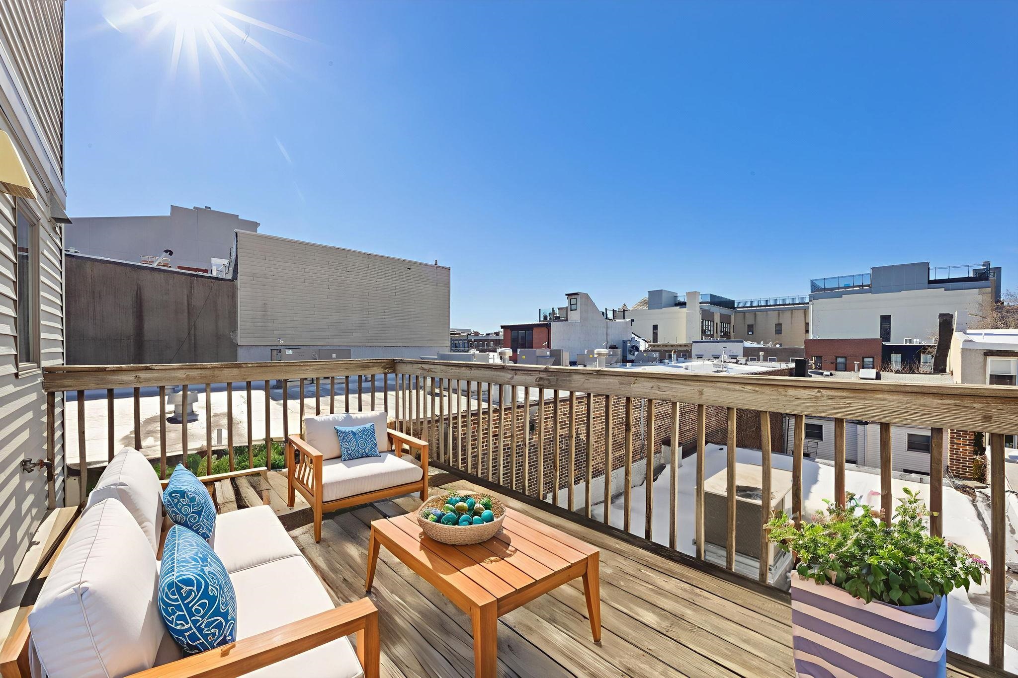 312 WASHINGTON ST Unit: 3