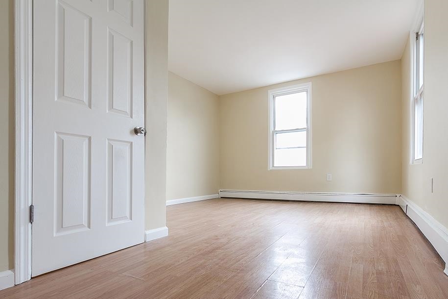72 WEST 22ND ST