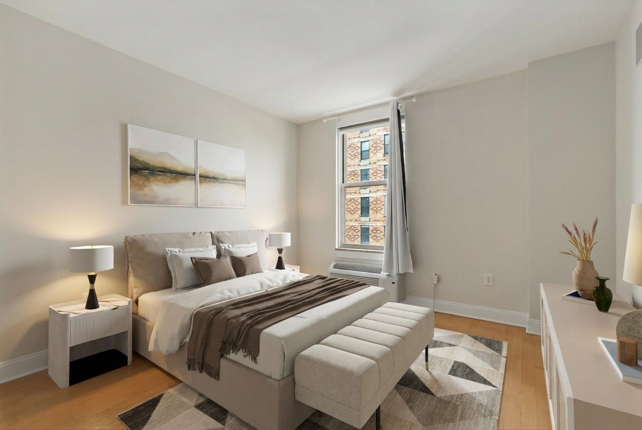 10 REGENT ST Unit: 506