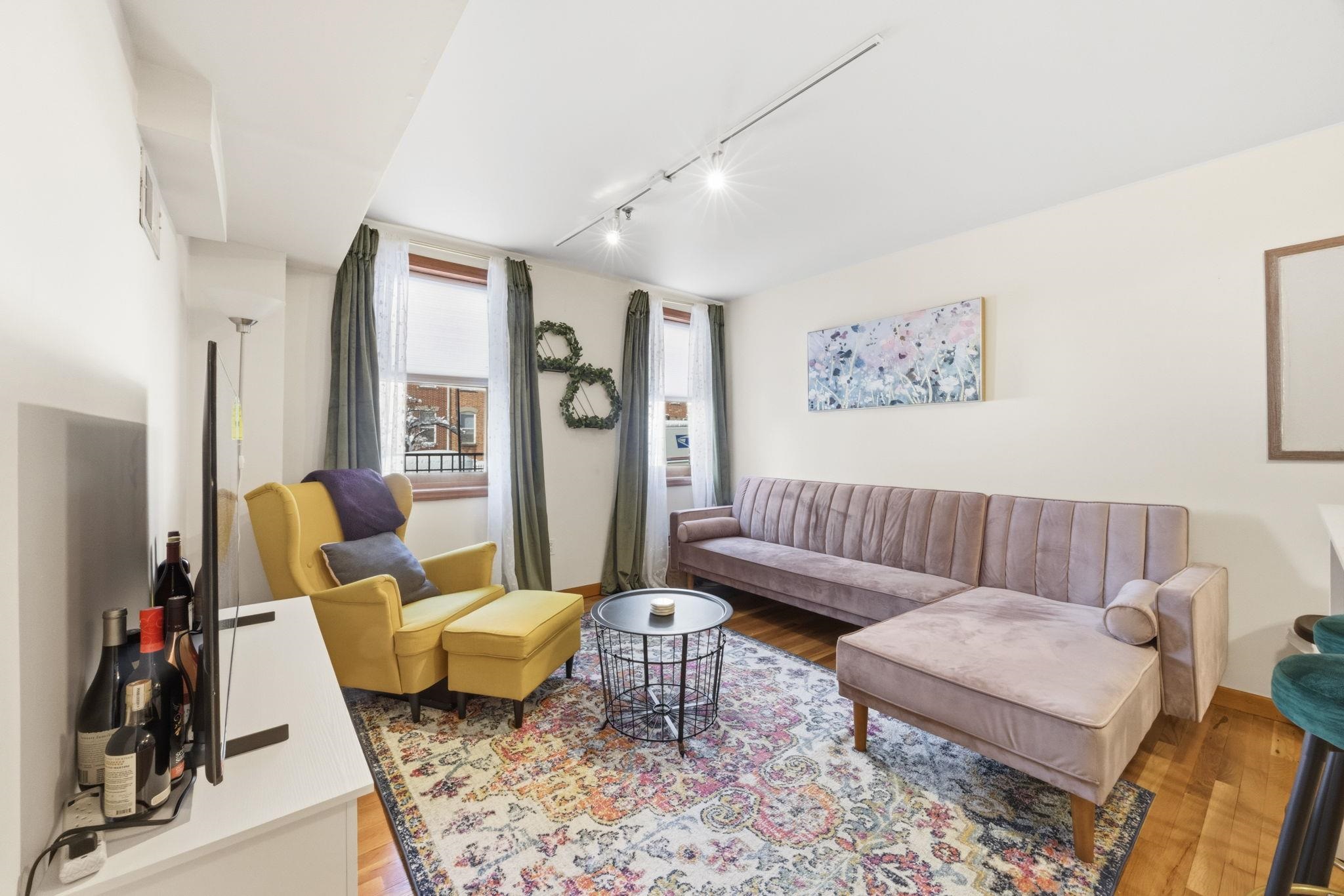 180 WASHINGTON ST Unit: 2