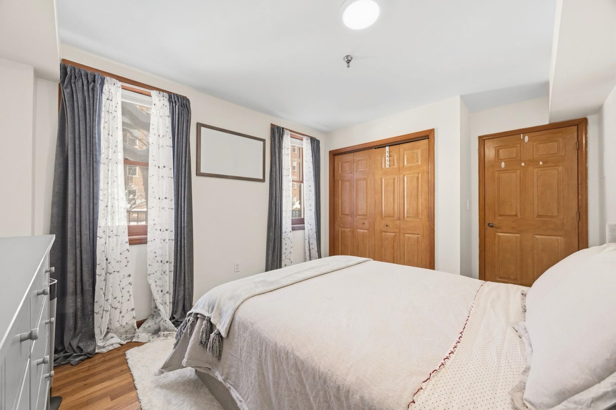 180 WASHINGTON ST Unit: 2