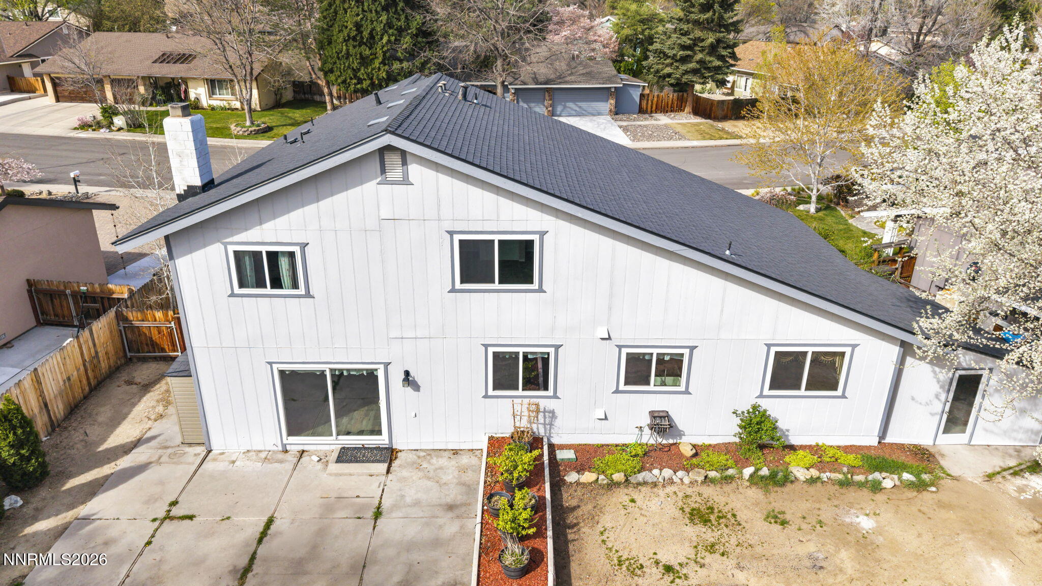 4760 Warren Way