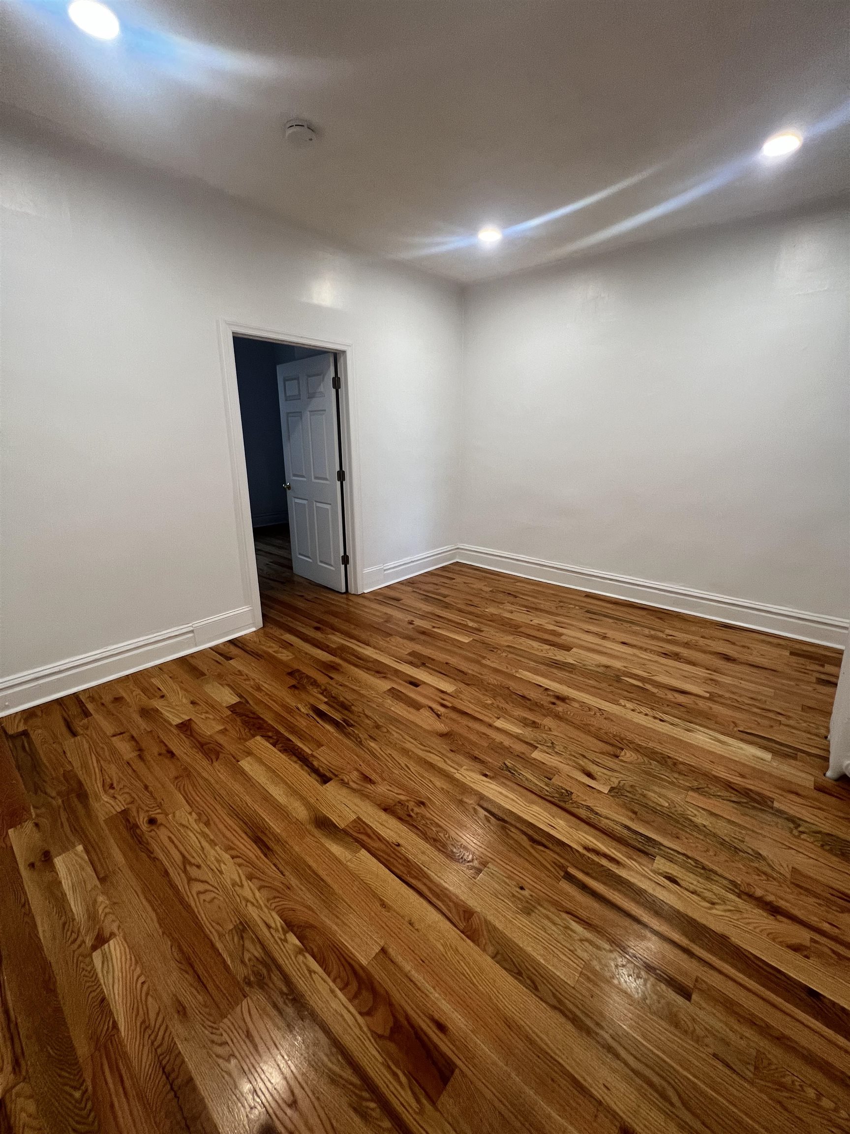 132 39TH ST Unit: B3