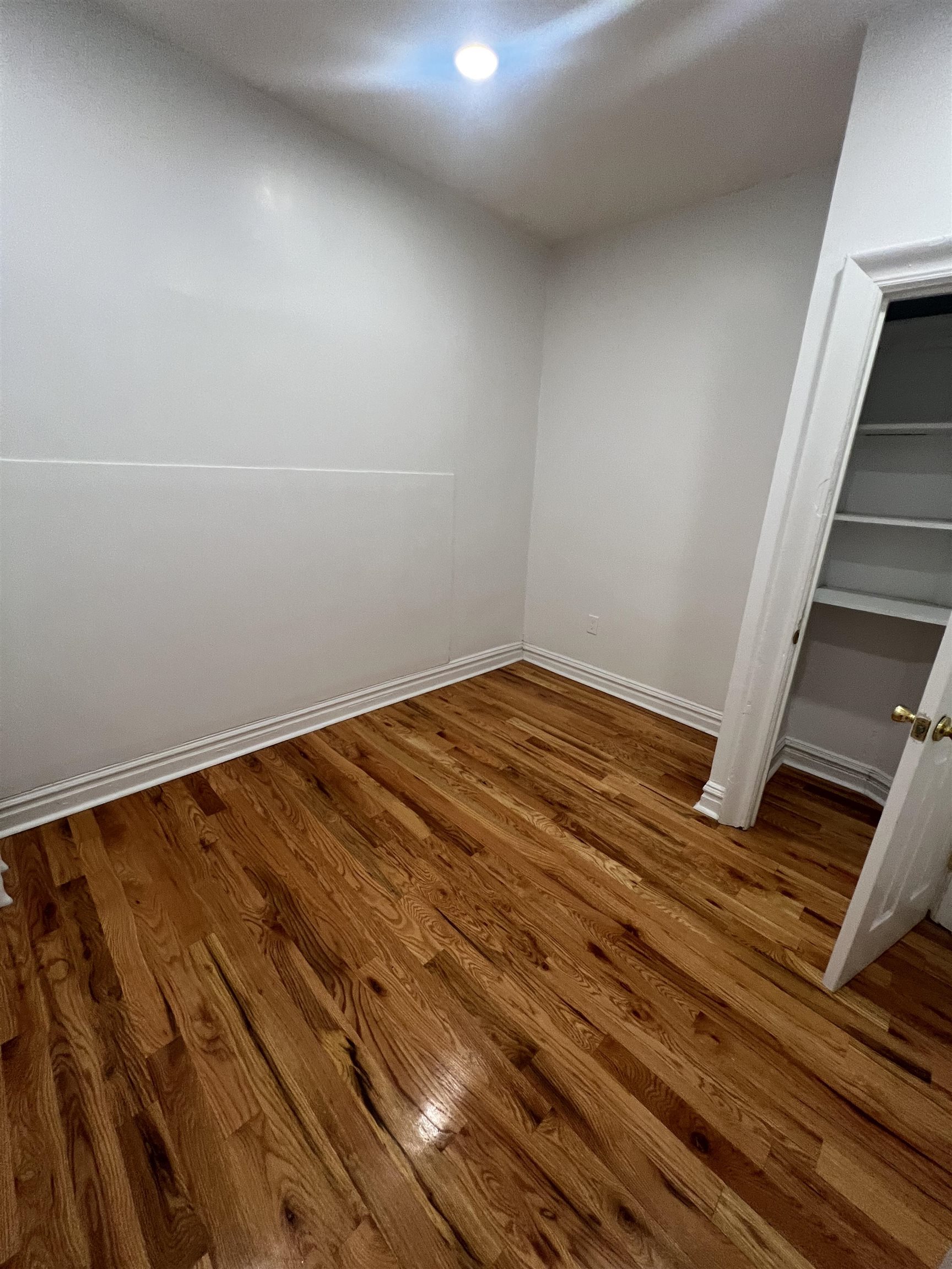 132 39TH ST Unit: B3