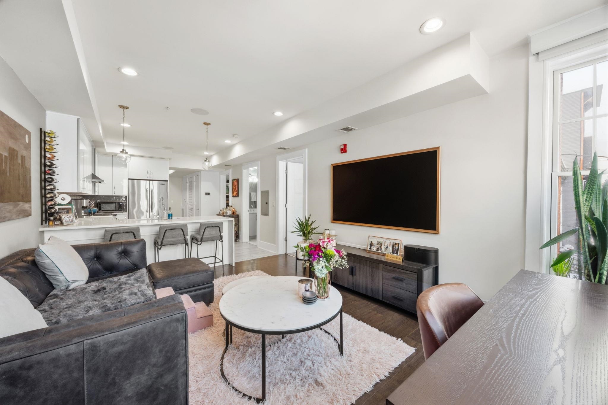 313 7TH ST Unit: 202