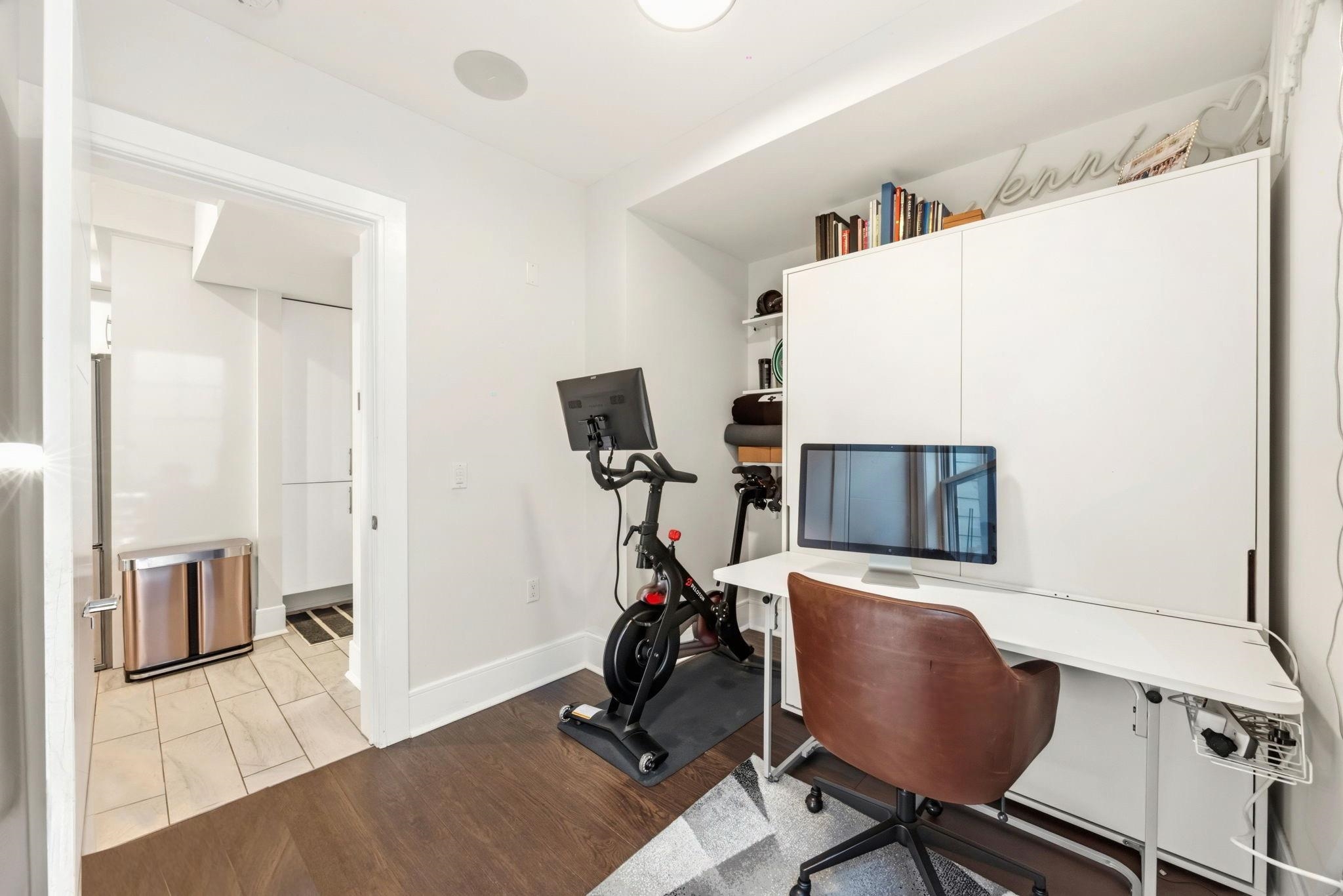 313 7TH ST Unit: 202