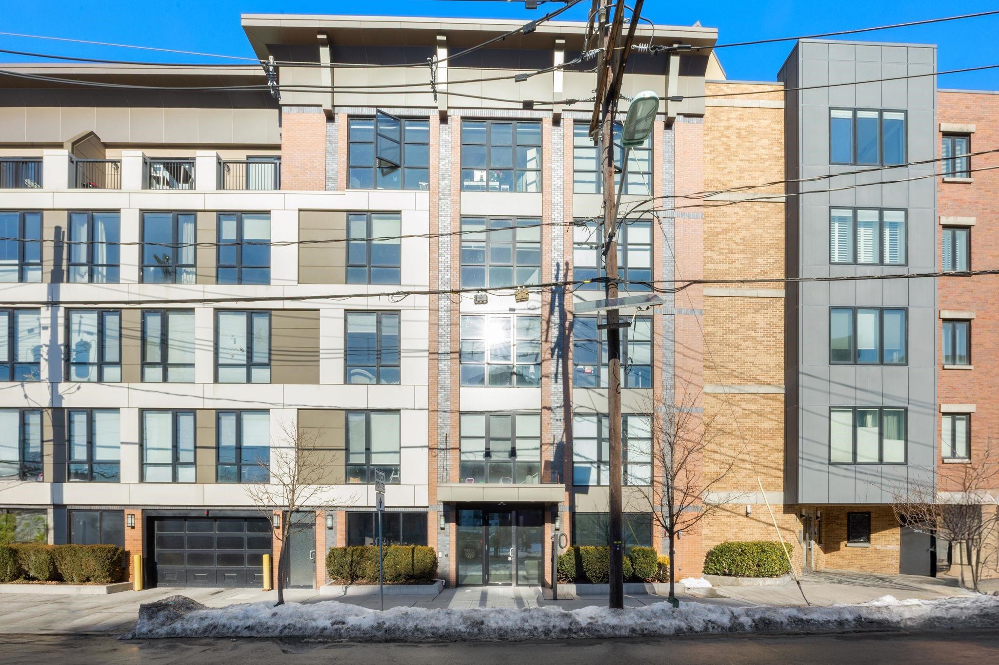 10 PATERSON AVE Unit: 5A