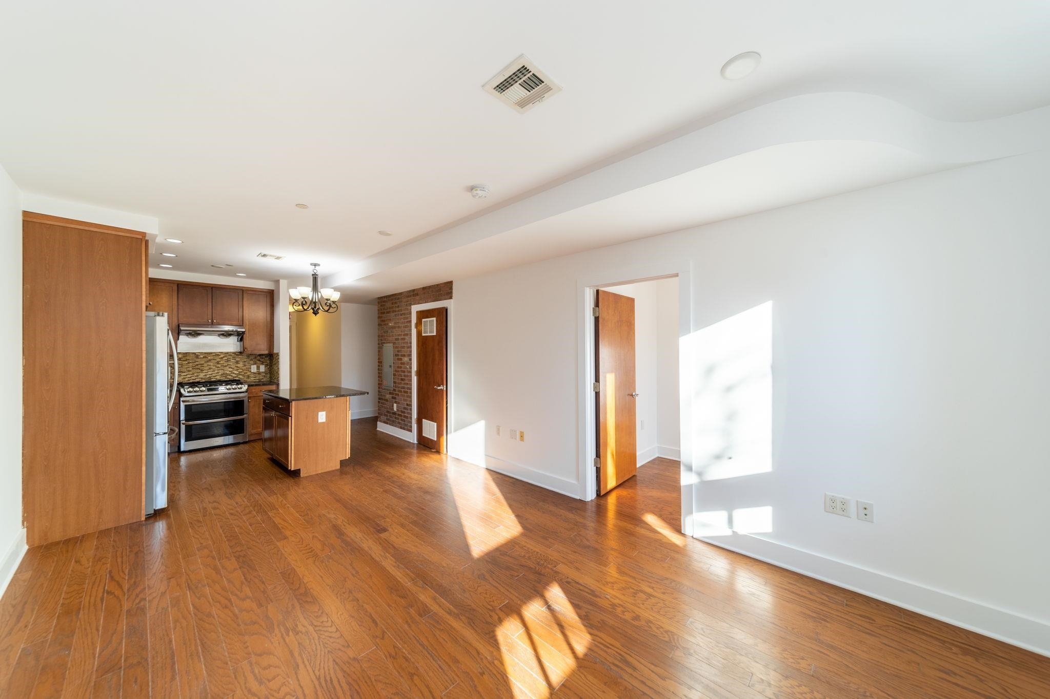 66 MORRIS ST Unit: 302