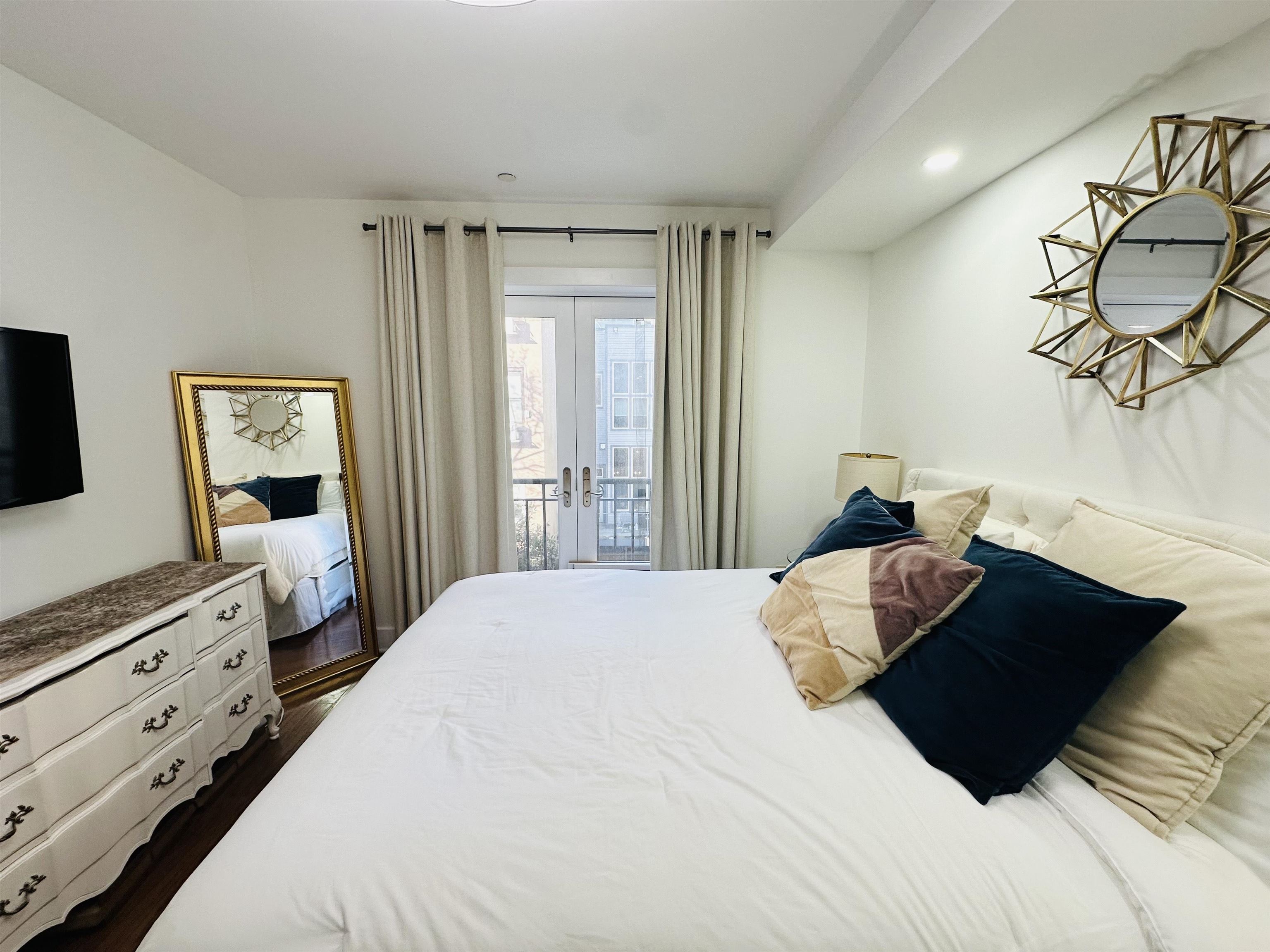 66 MORRIS ST Unit: 302