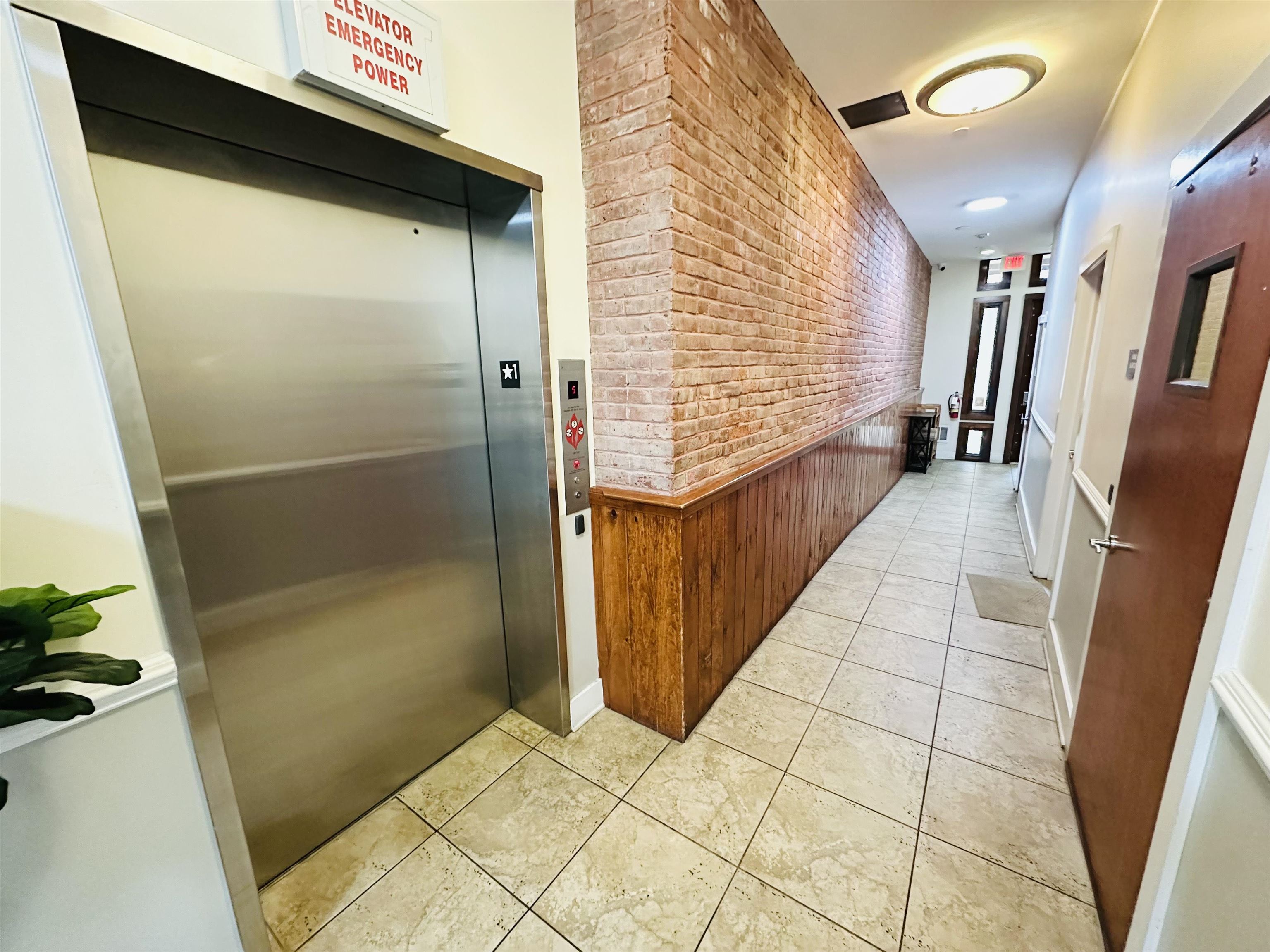 66 MORRIS ST Unit: 302