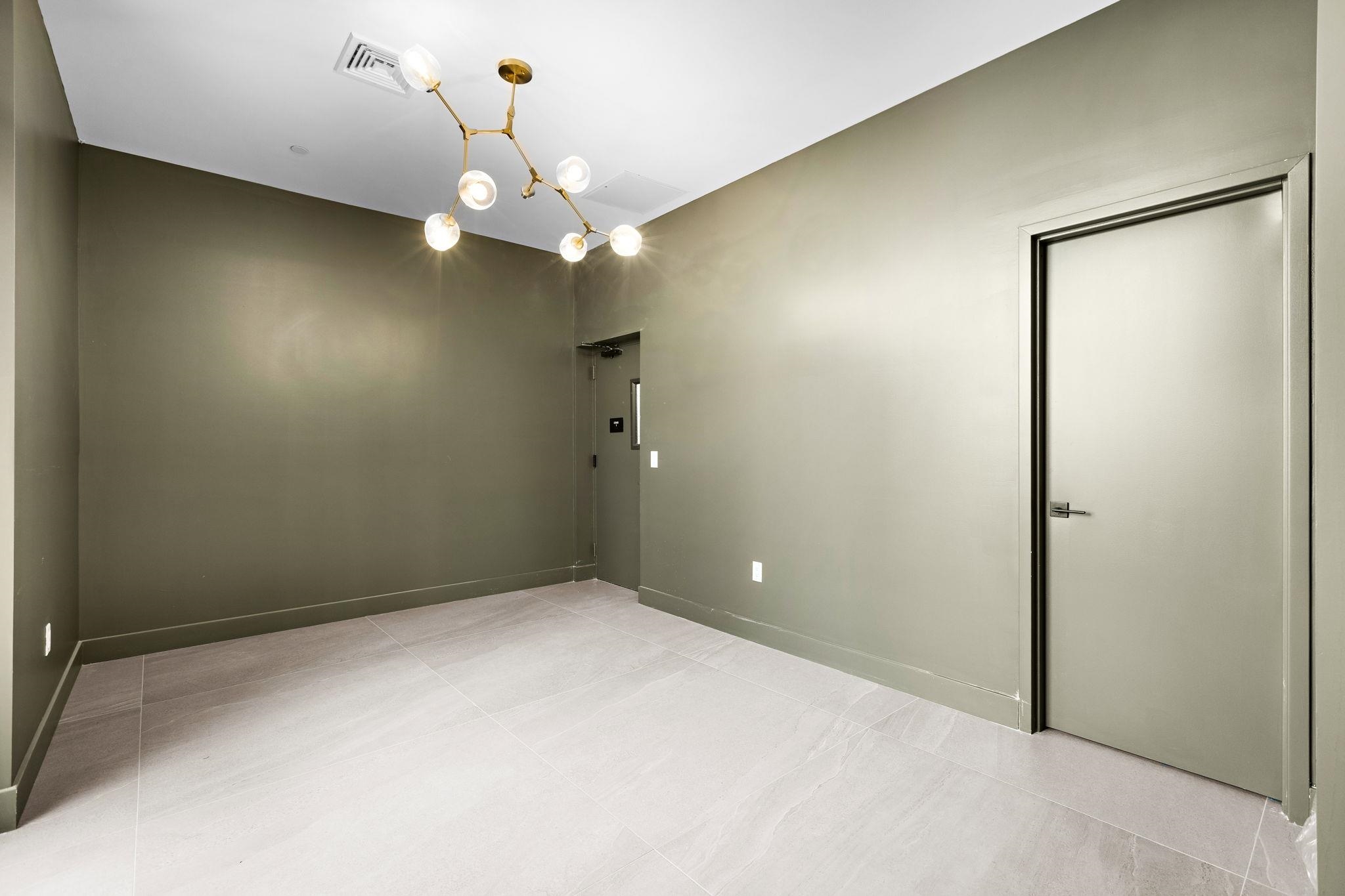 35 ORCHARD ST Unit: 605