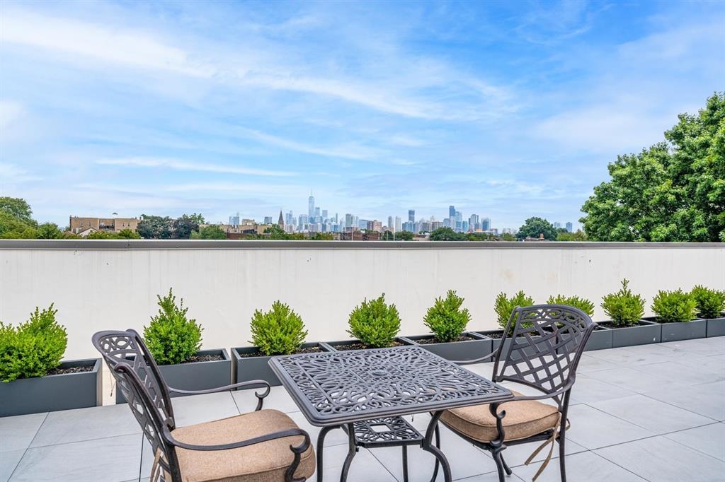 3316 JOHN F KENNEDY BLVD Unit: 504