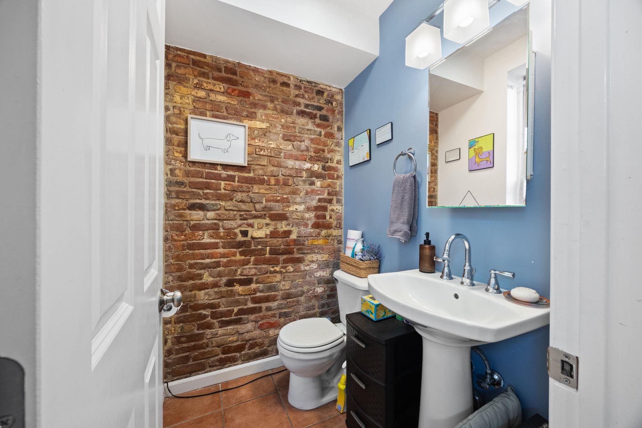 316.5 6TH ST Unit: 1