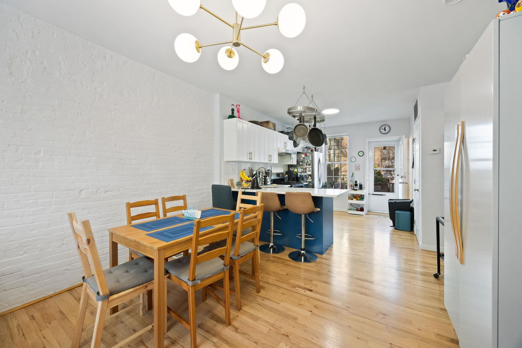 316.5 6TH ST Unit: 1