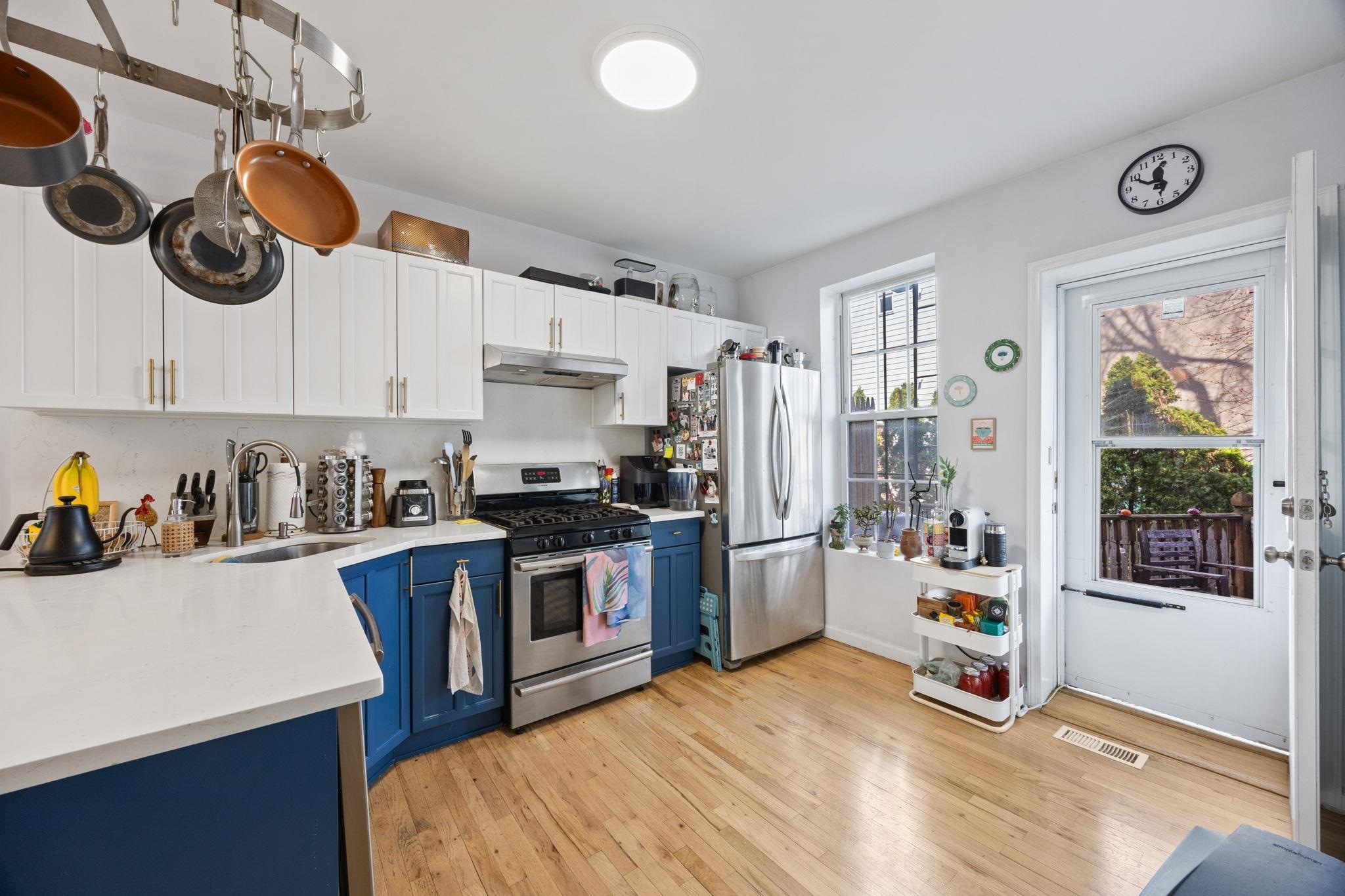 316.5 6TH ST Unit: 1