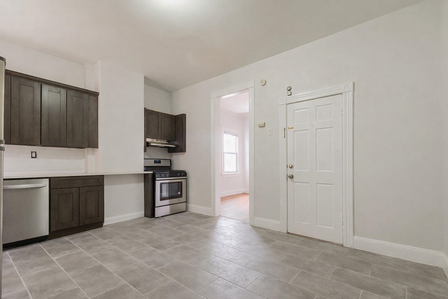 338 BRAMHALL AVE