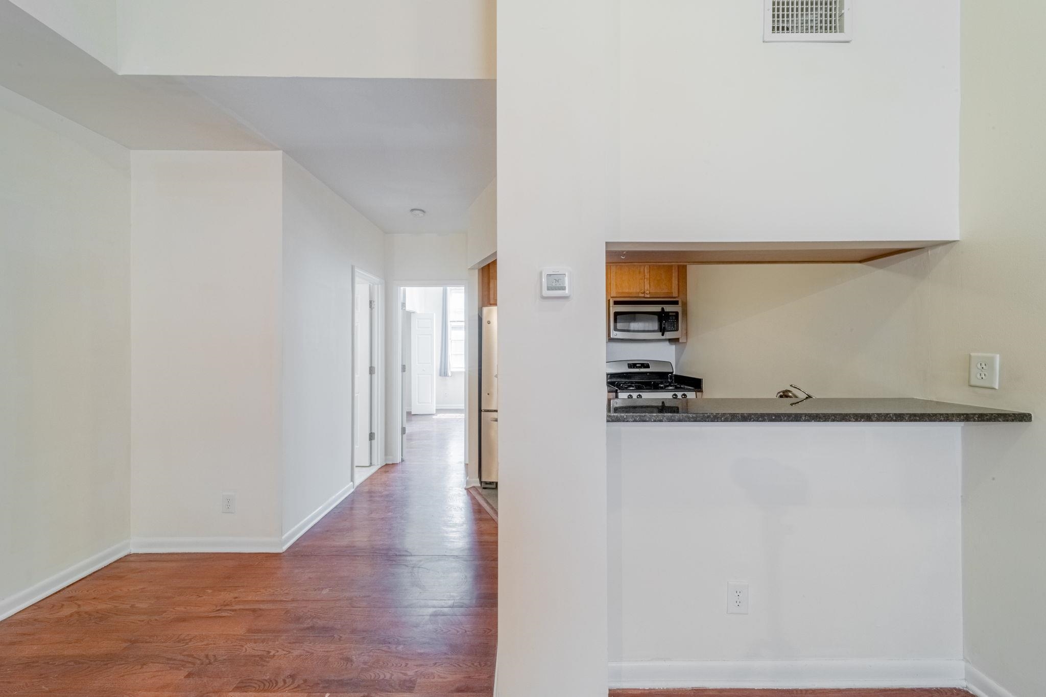 186 WAYNE ST Unit: 206d