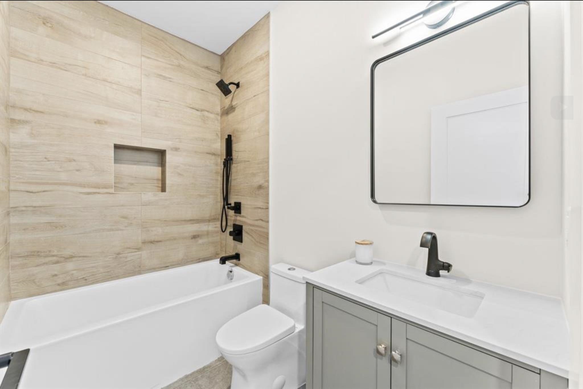 249 BERGEN AVE Unit: Penthouse