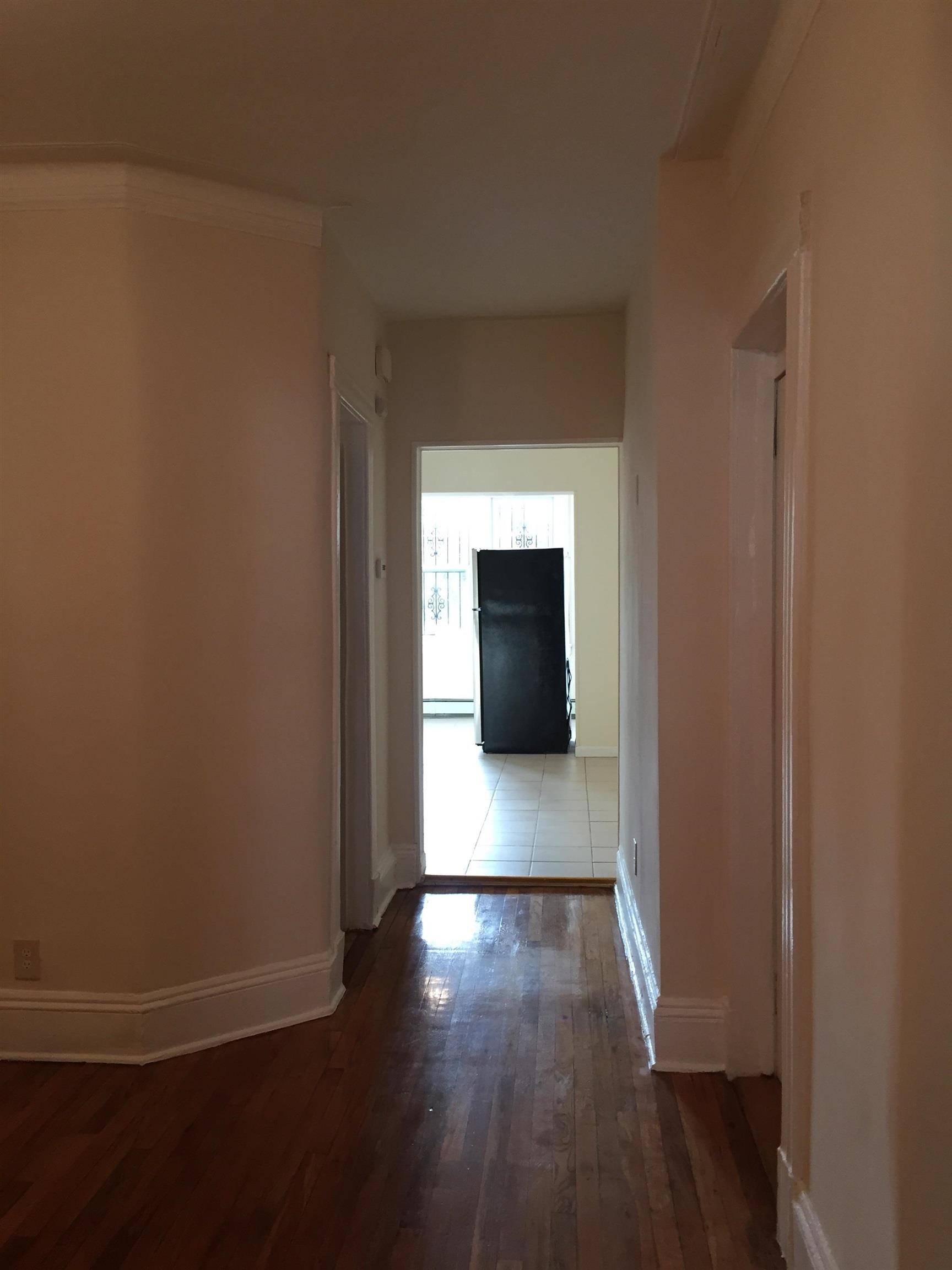 31 VAN NOSTRAND AVE