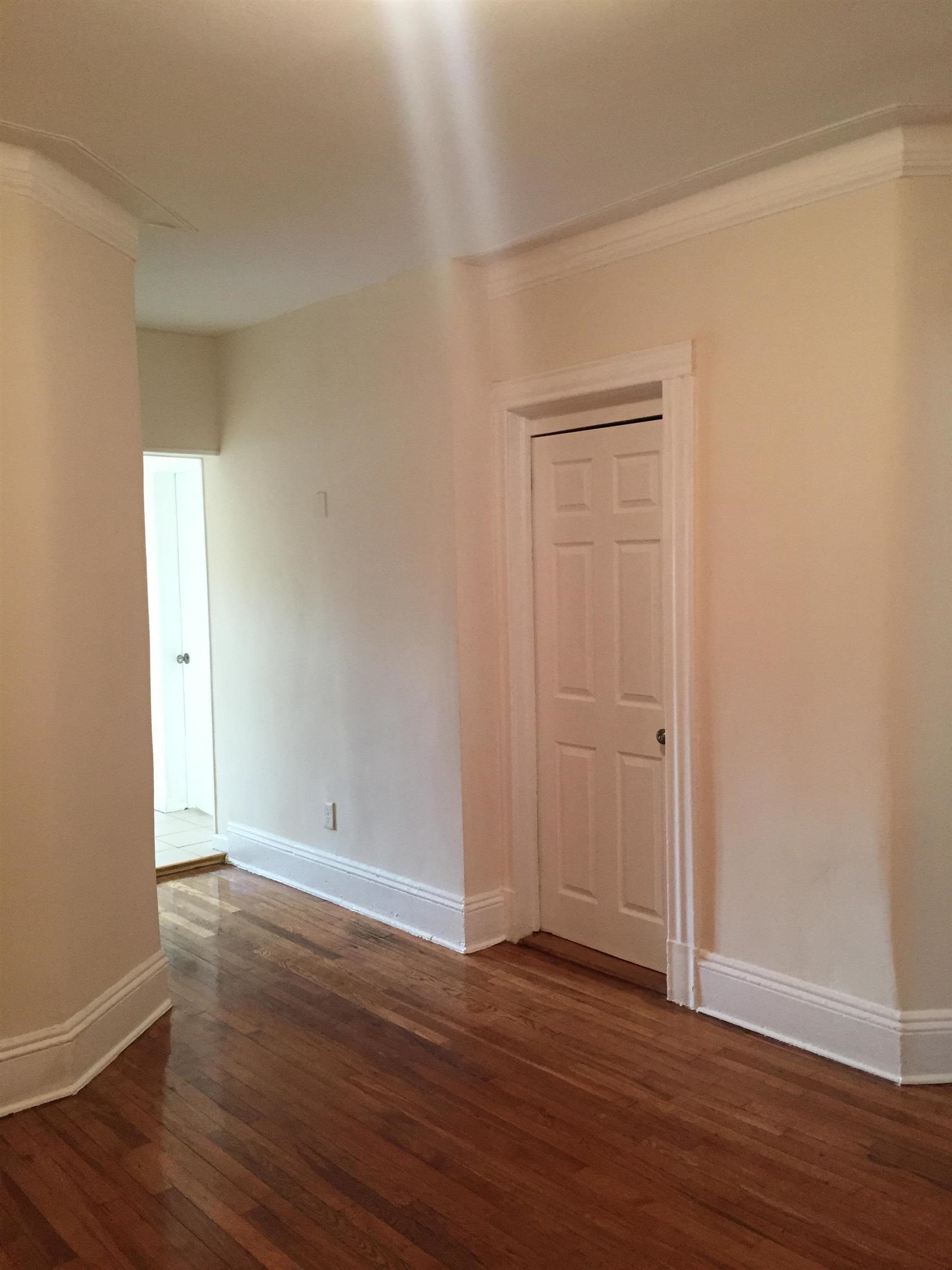 31 VAN NOSTRAND AVE