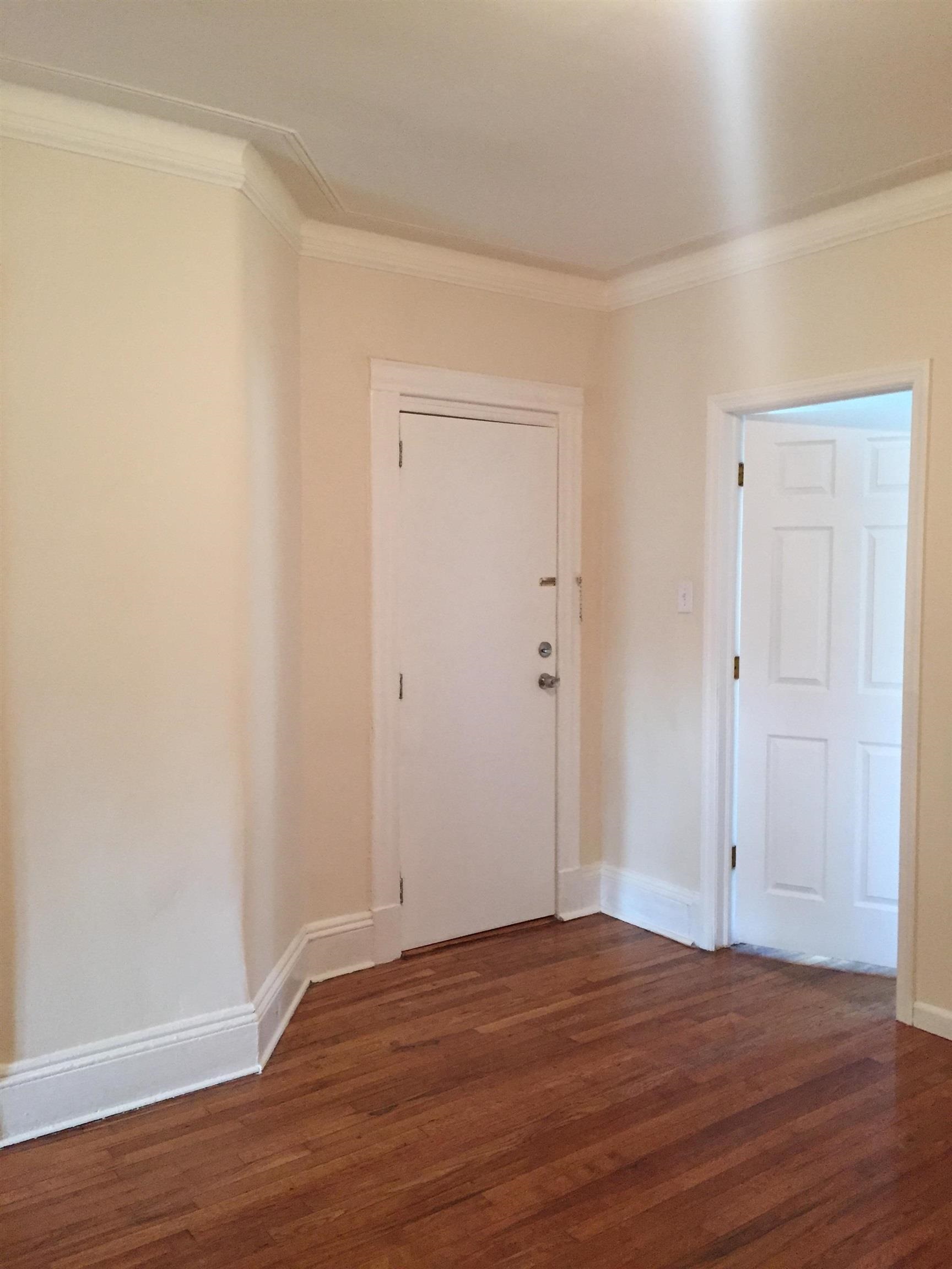 31 VAN NOSTRAND AVE