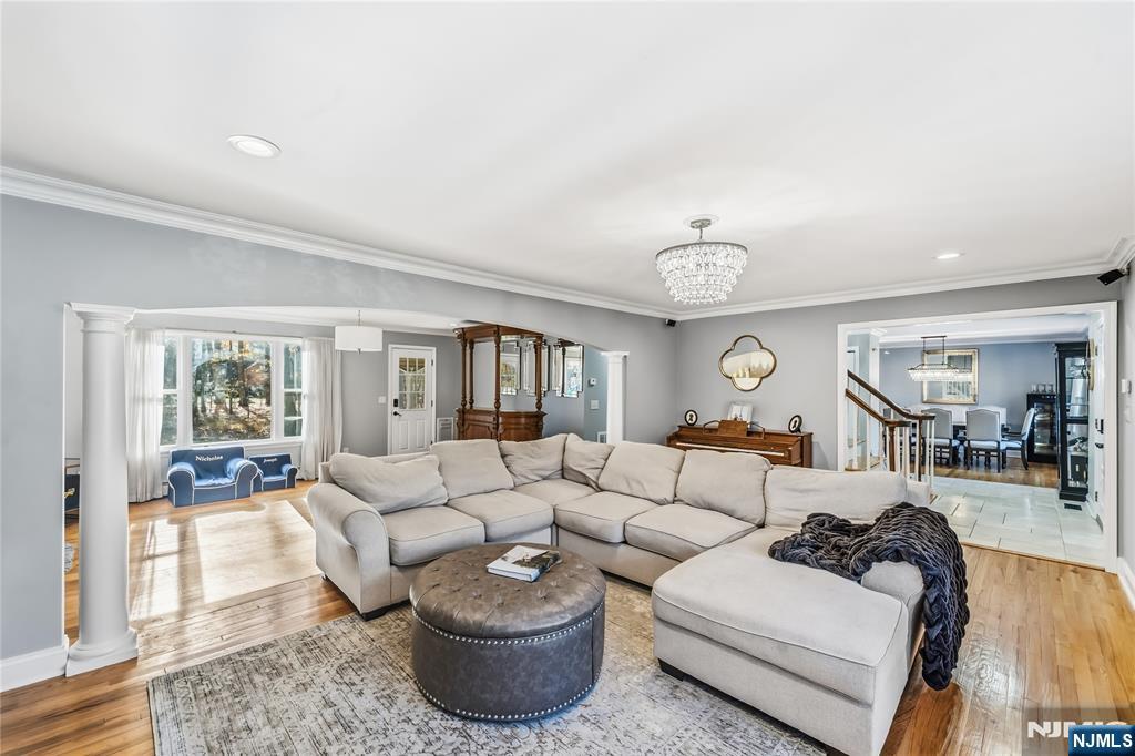 8 Split Rock Road