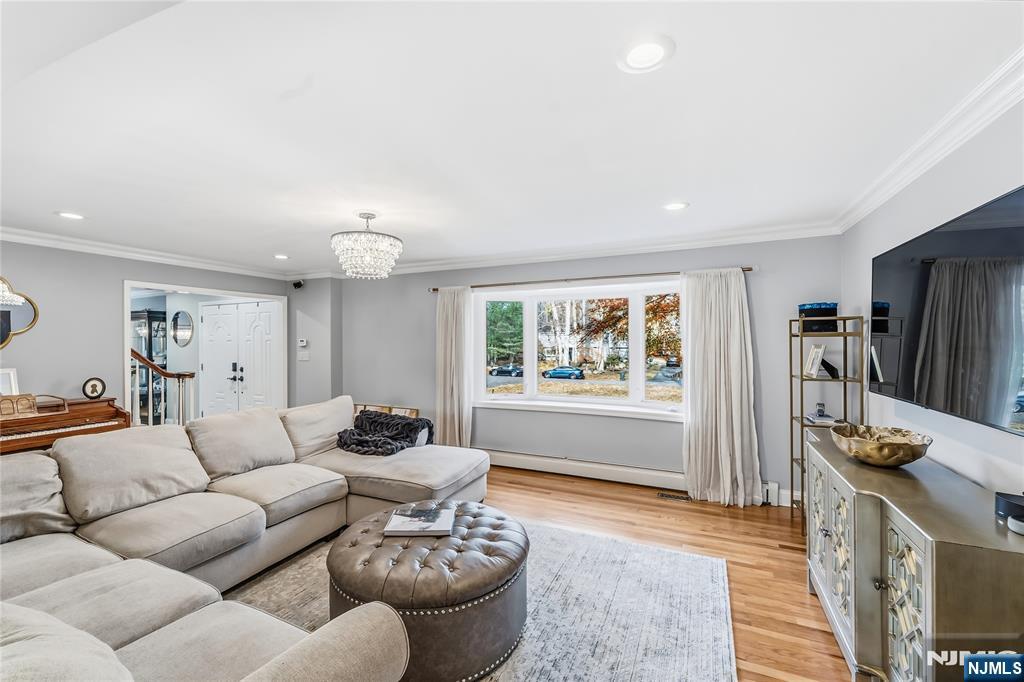 8 Split Rock Road