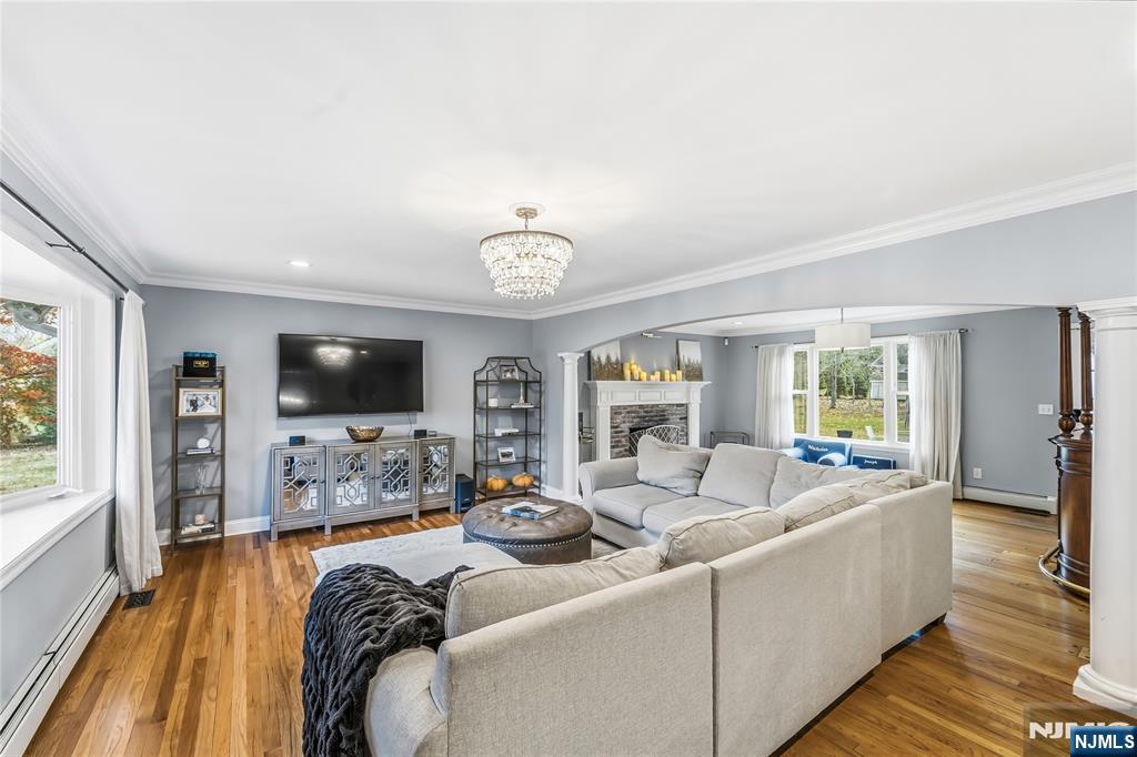 8 Split Rock Road