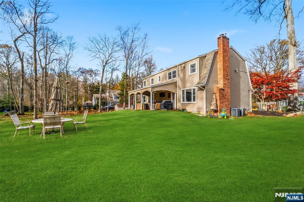 8 Split Rock Road