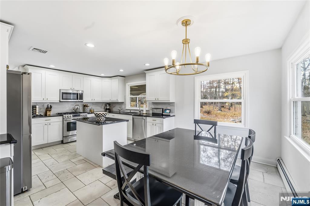 8 Split Rock Road