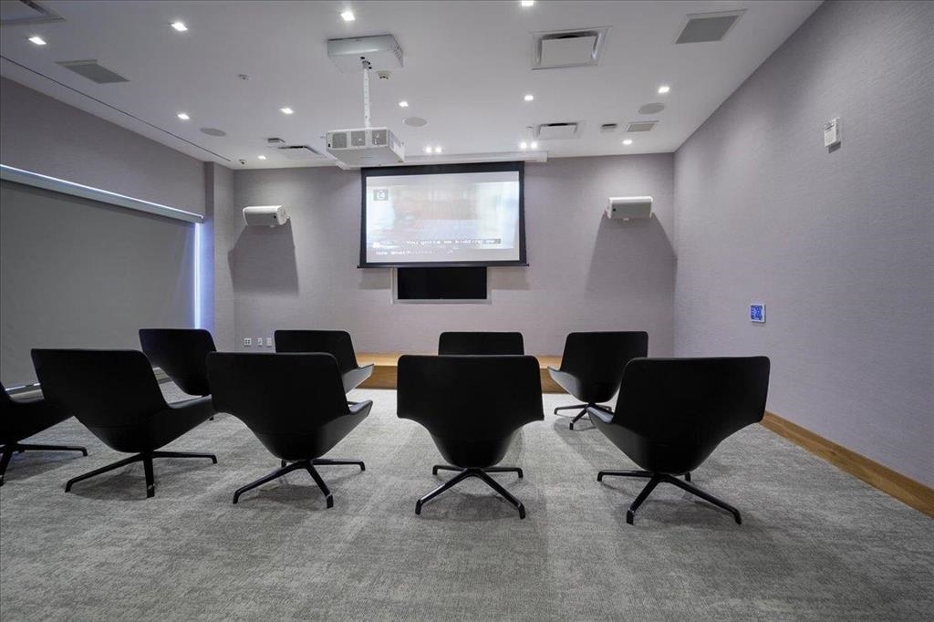 75 PARK LANE SOUTH Unit: 806