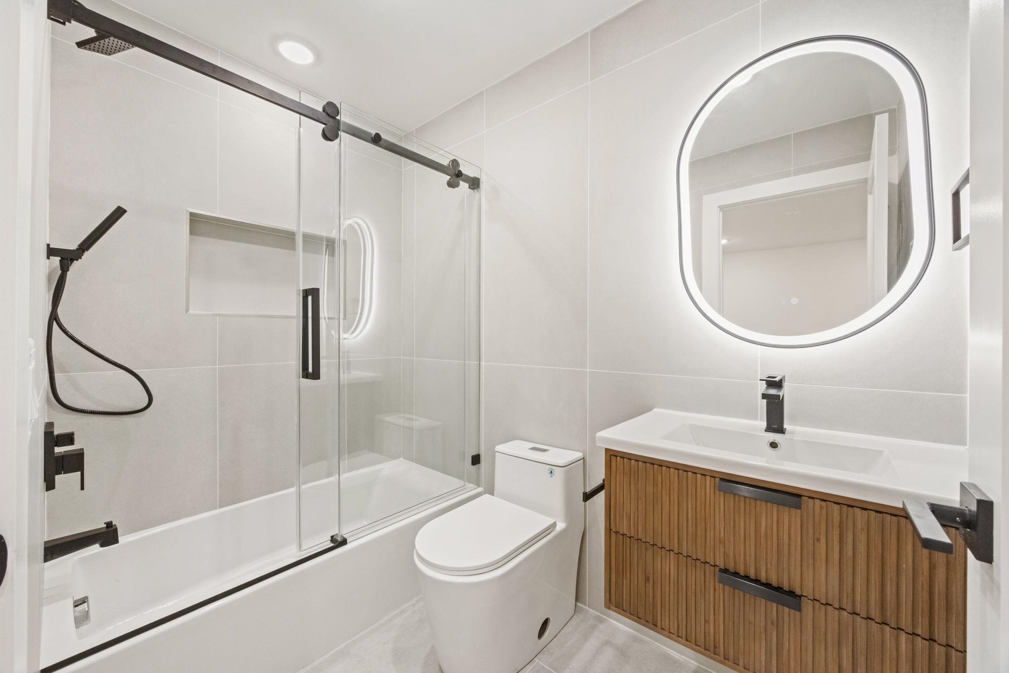 33 GRAHAM ST Unit: 3