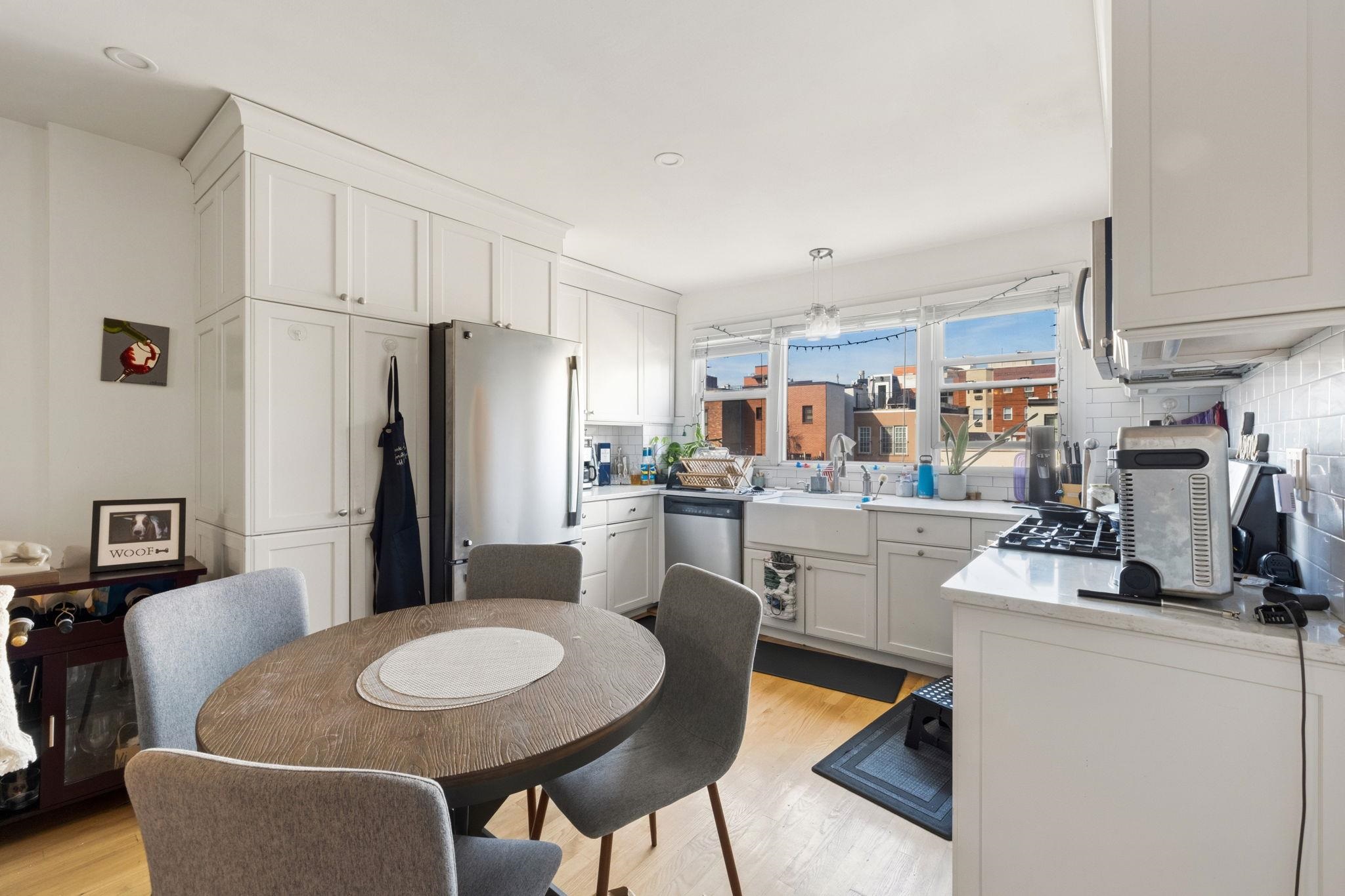 322 GARDEN ST Unit: 3