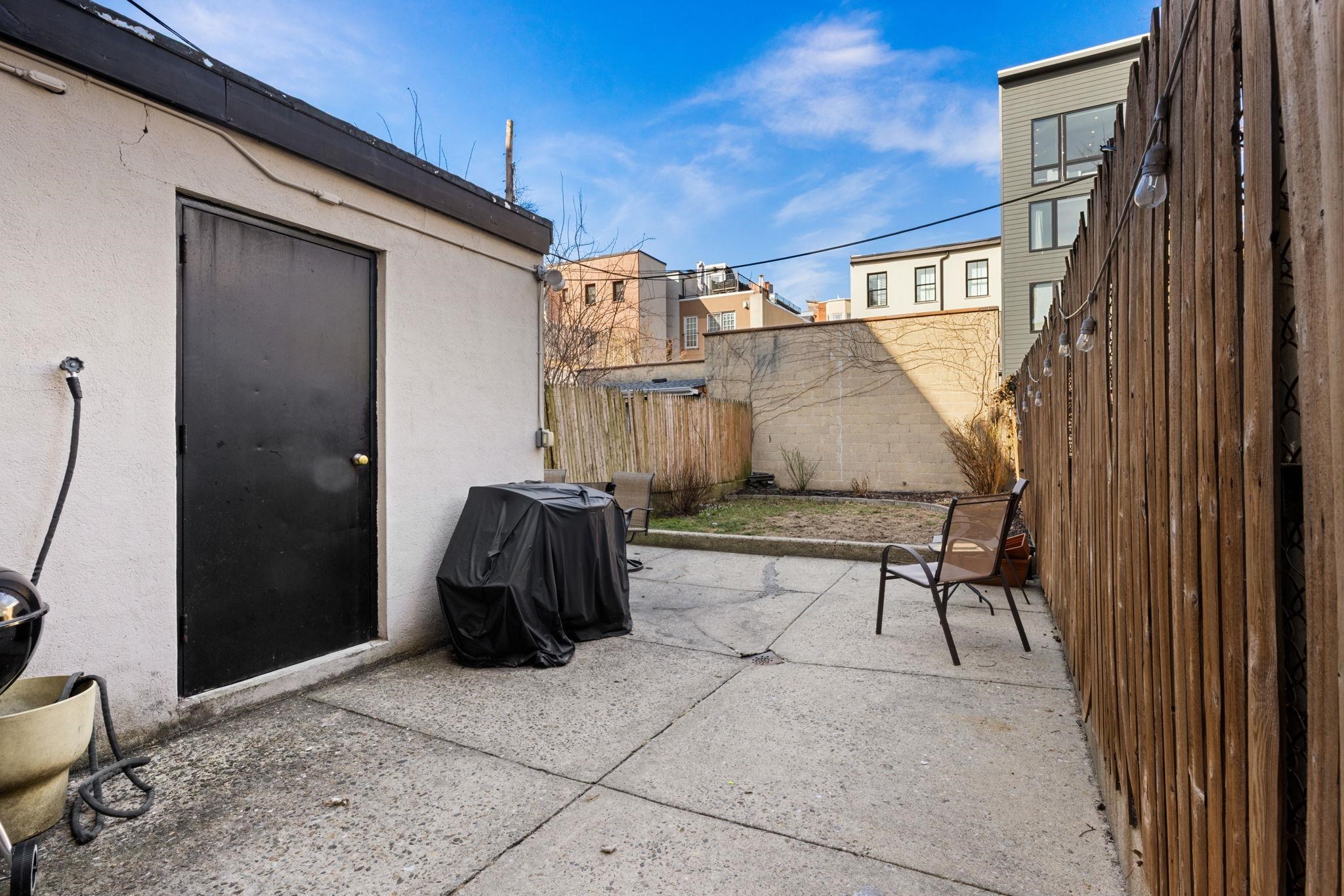 322 GARDEN ST Unit: 3
