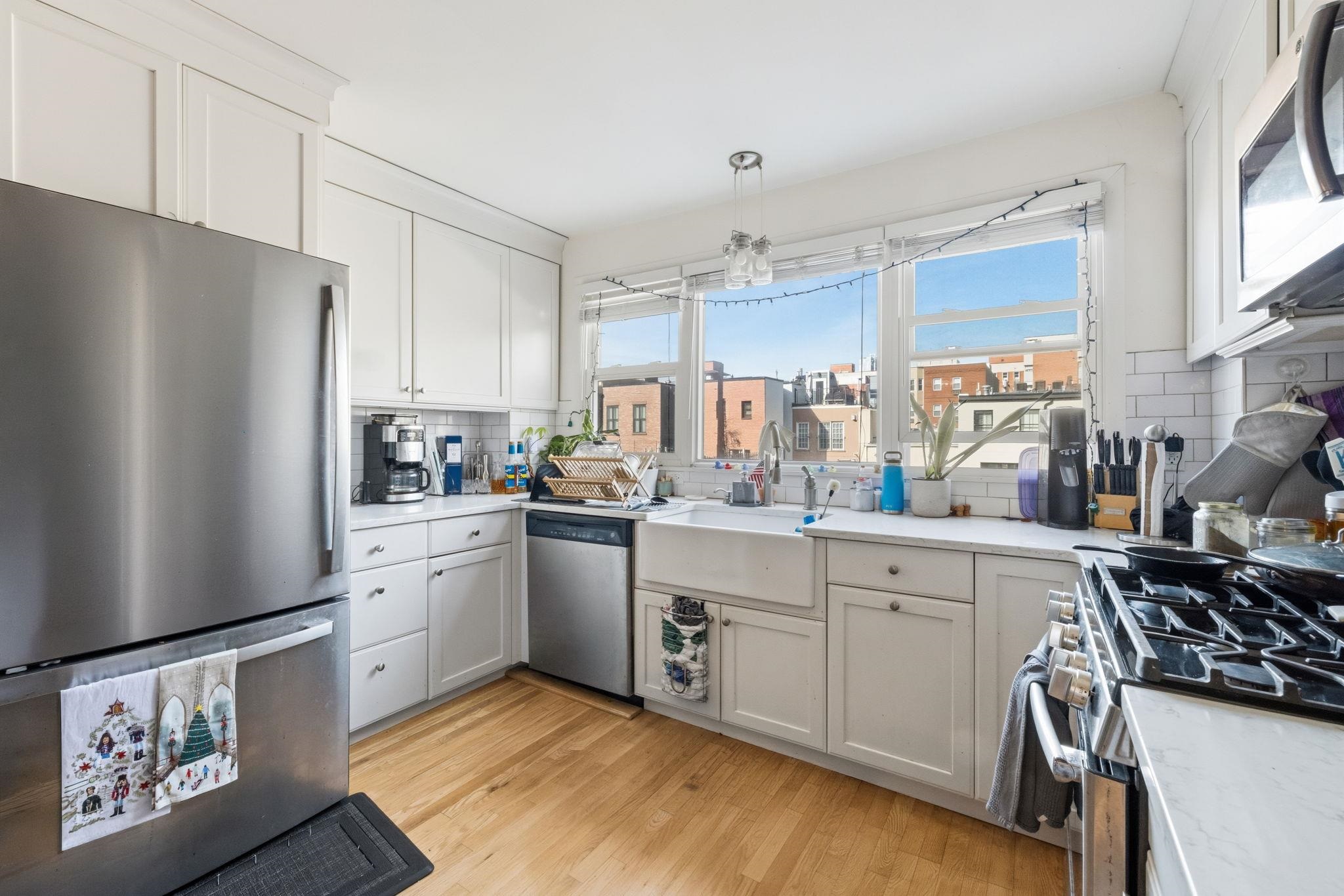 322 GARDEN ST Unit: 3