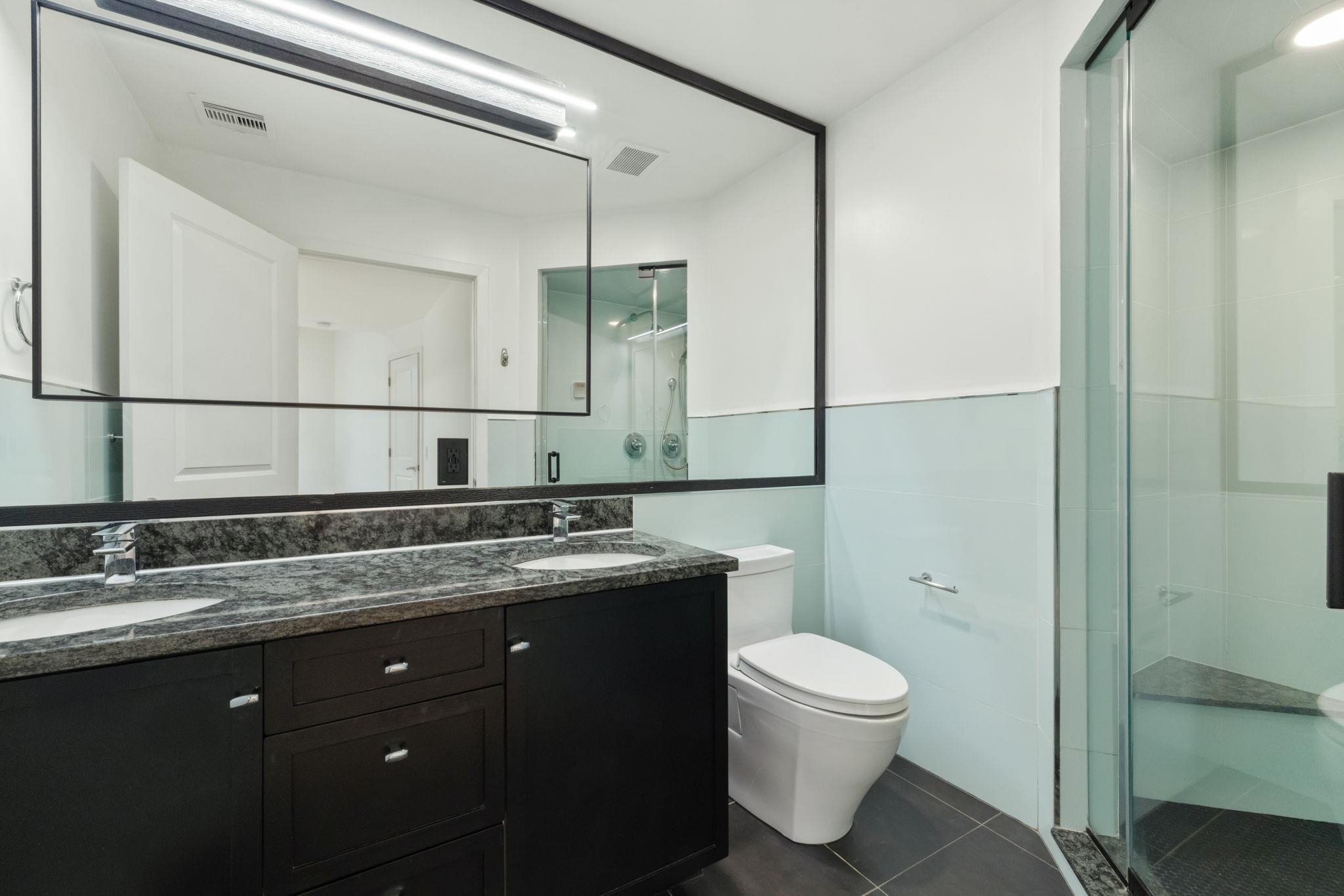 296 GRAND ST Unit: 1A