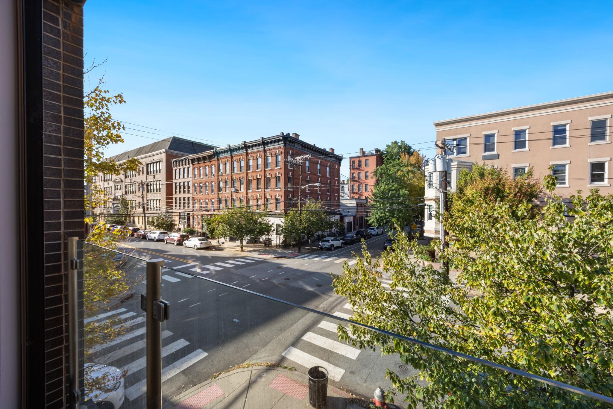 296 GRAND ST Unit: 1A