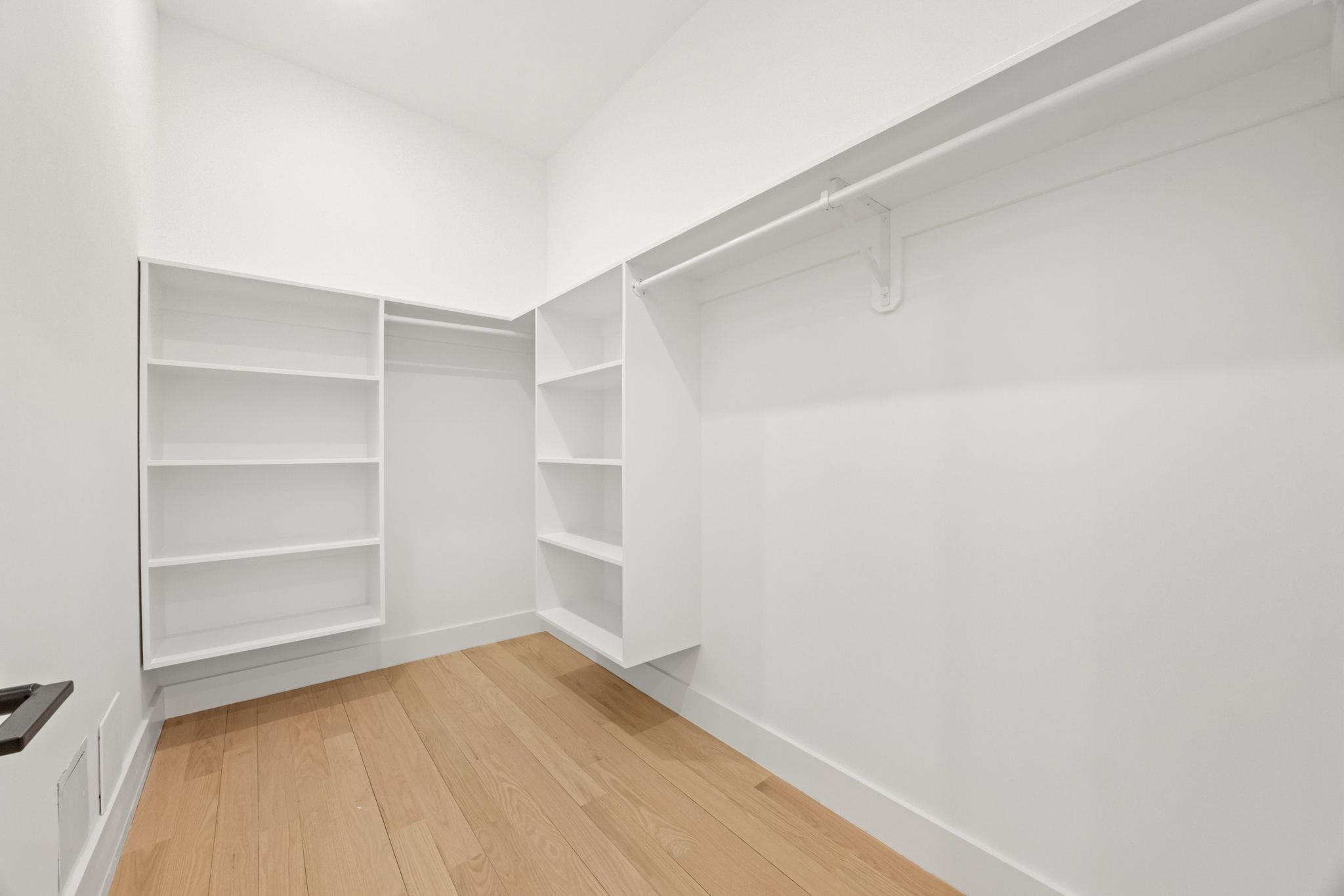 33 GRAHAM ST Unit: 1