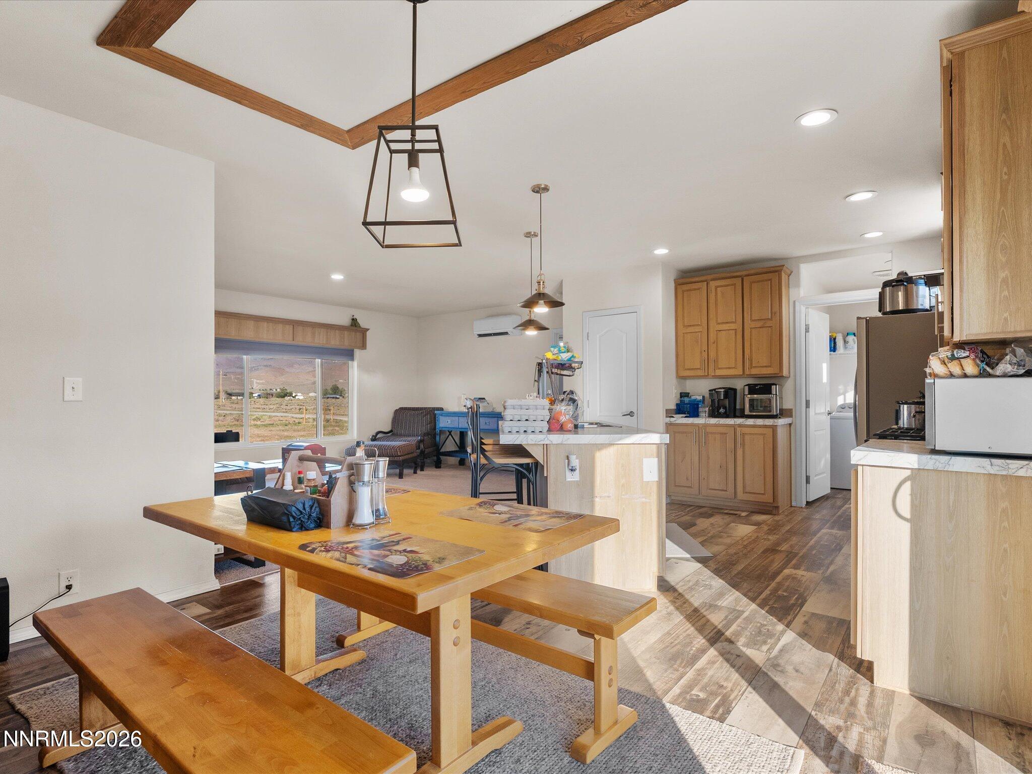 4555 Amy Road
