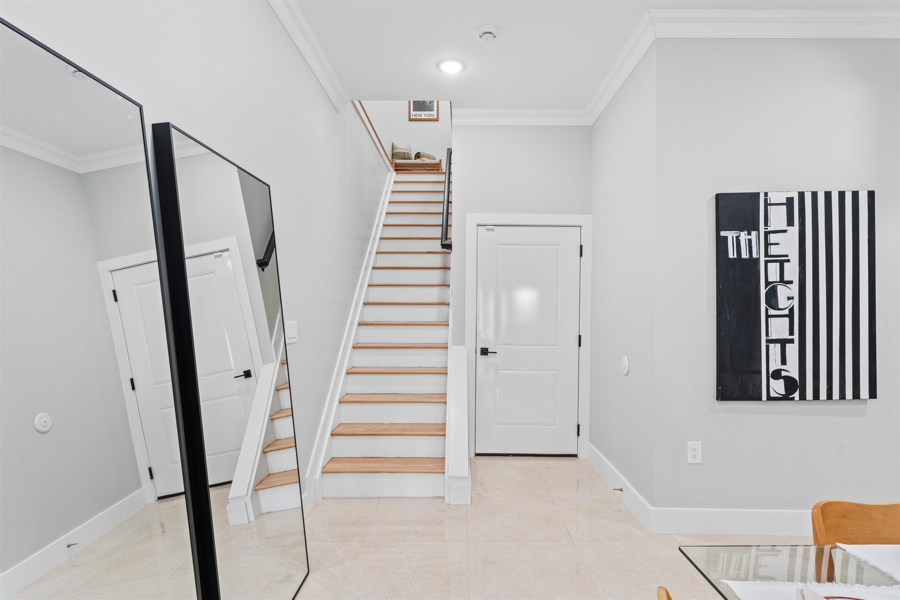 135 NELSON AVE Unit: #1