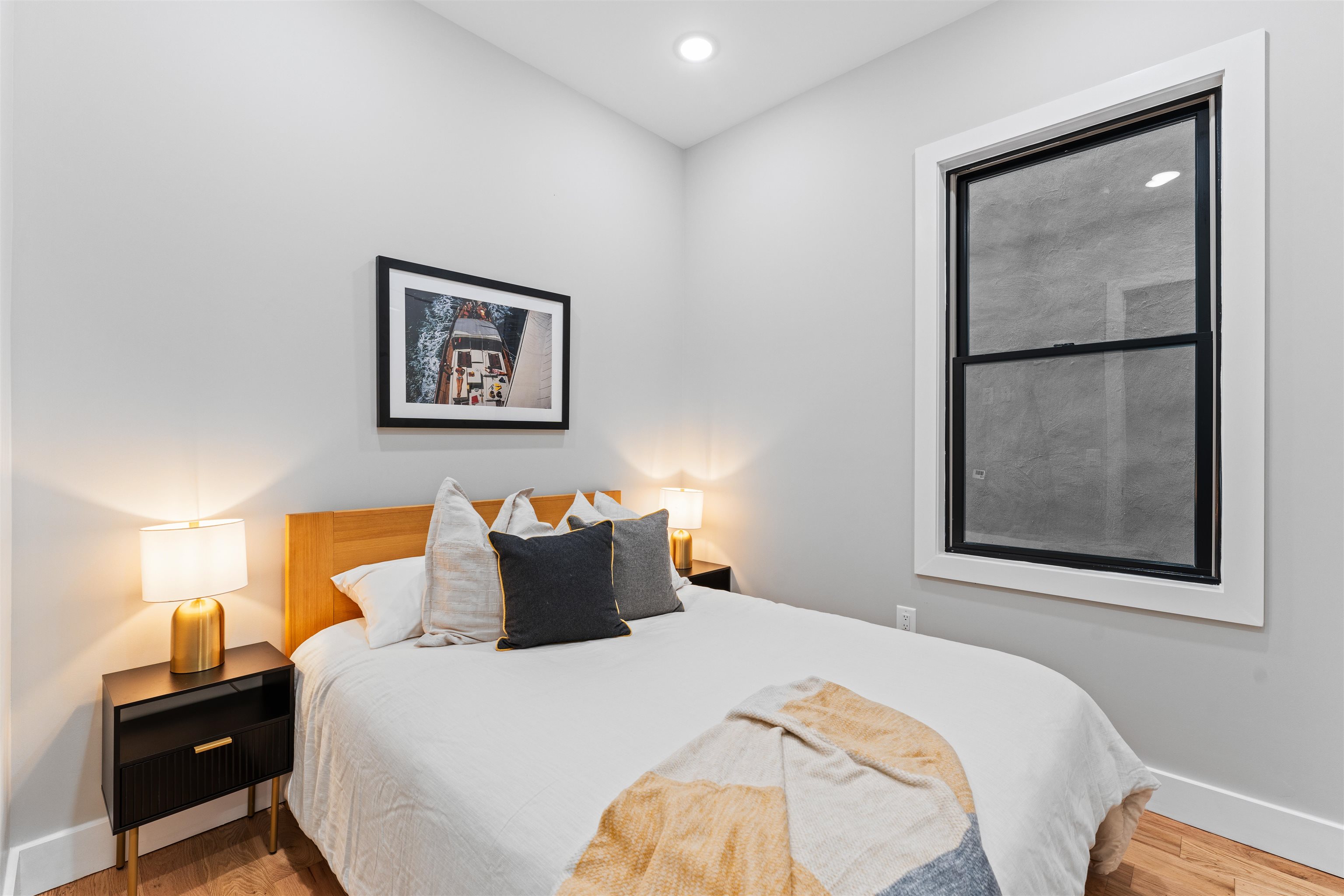 135 NELSON AVE Unit: #1