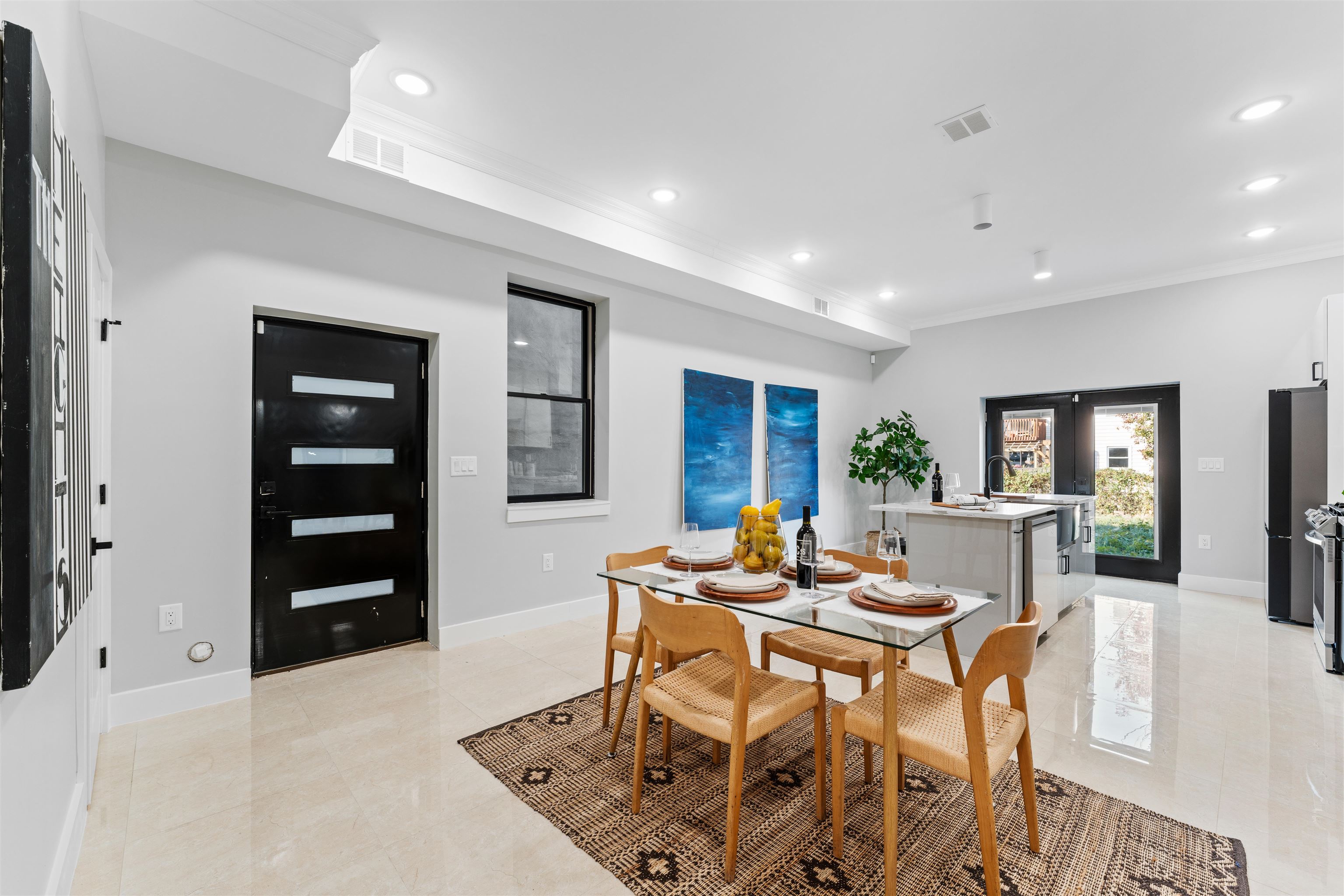 135 NELSON AVE Unit: #1