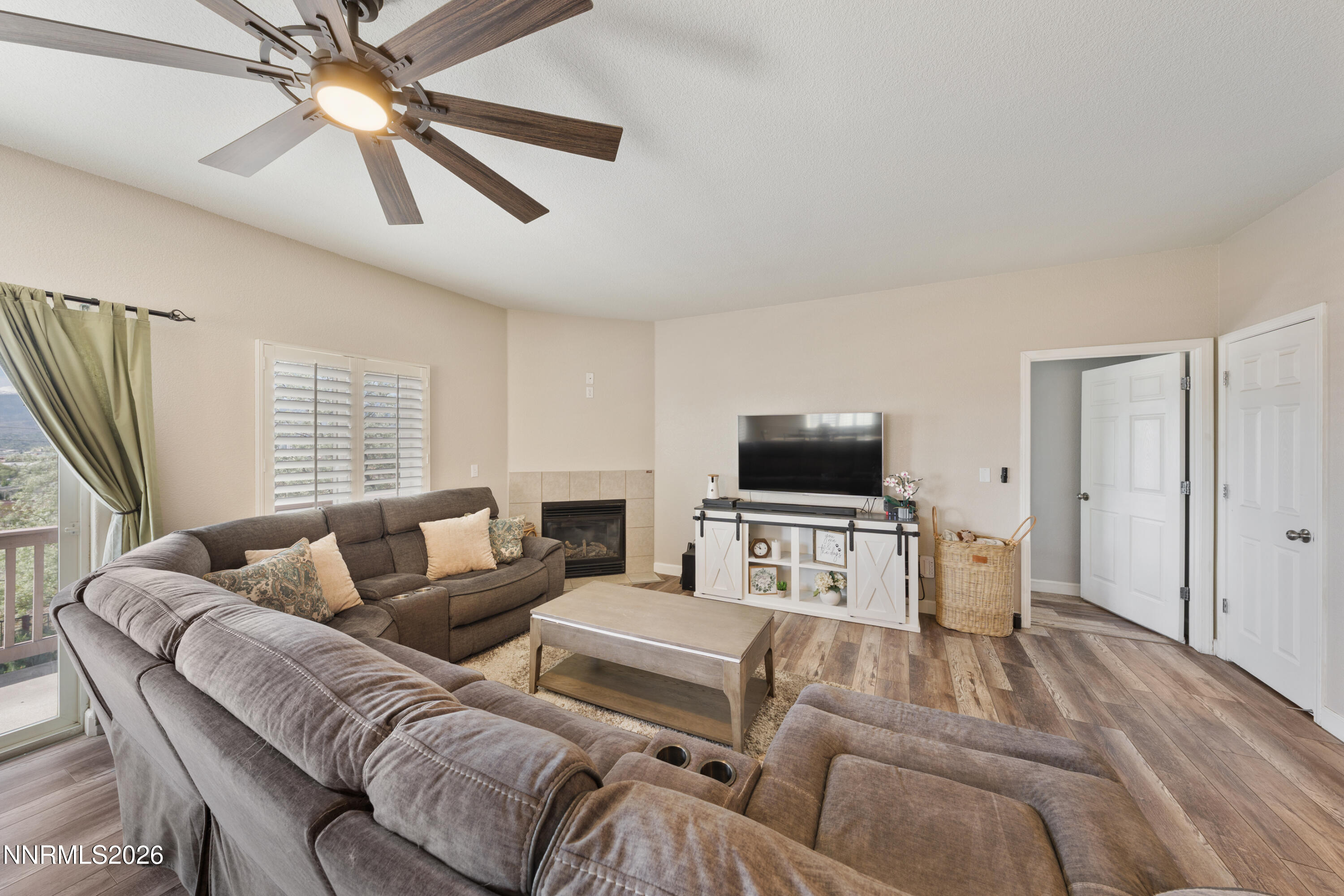 930 Demos Court