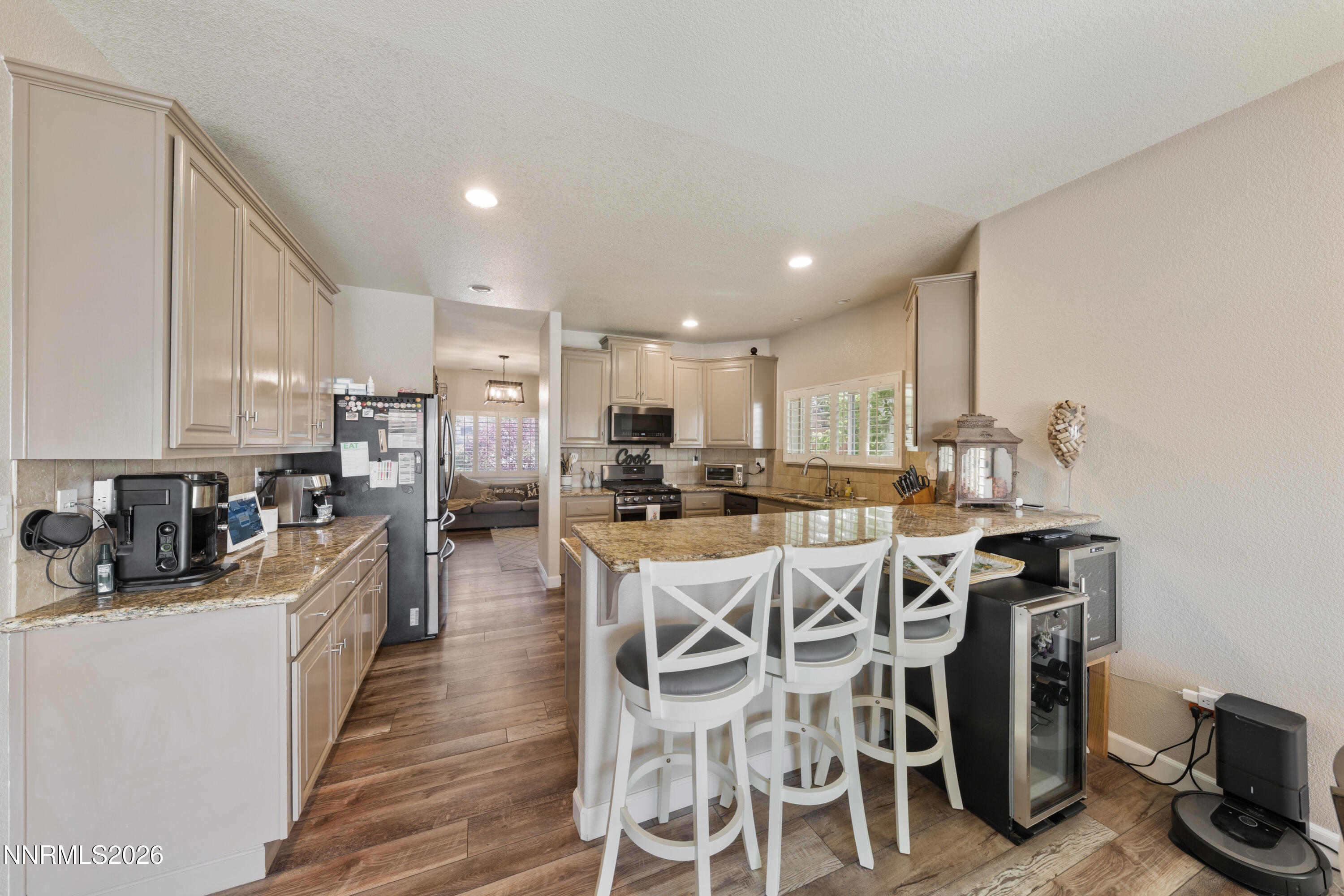 930 Demos Court
