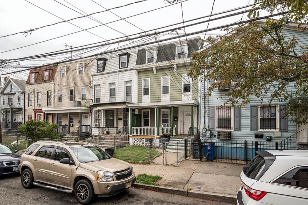 69 BELMONT AVE